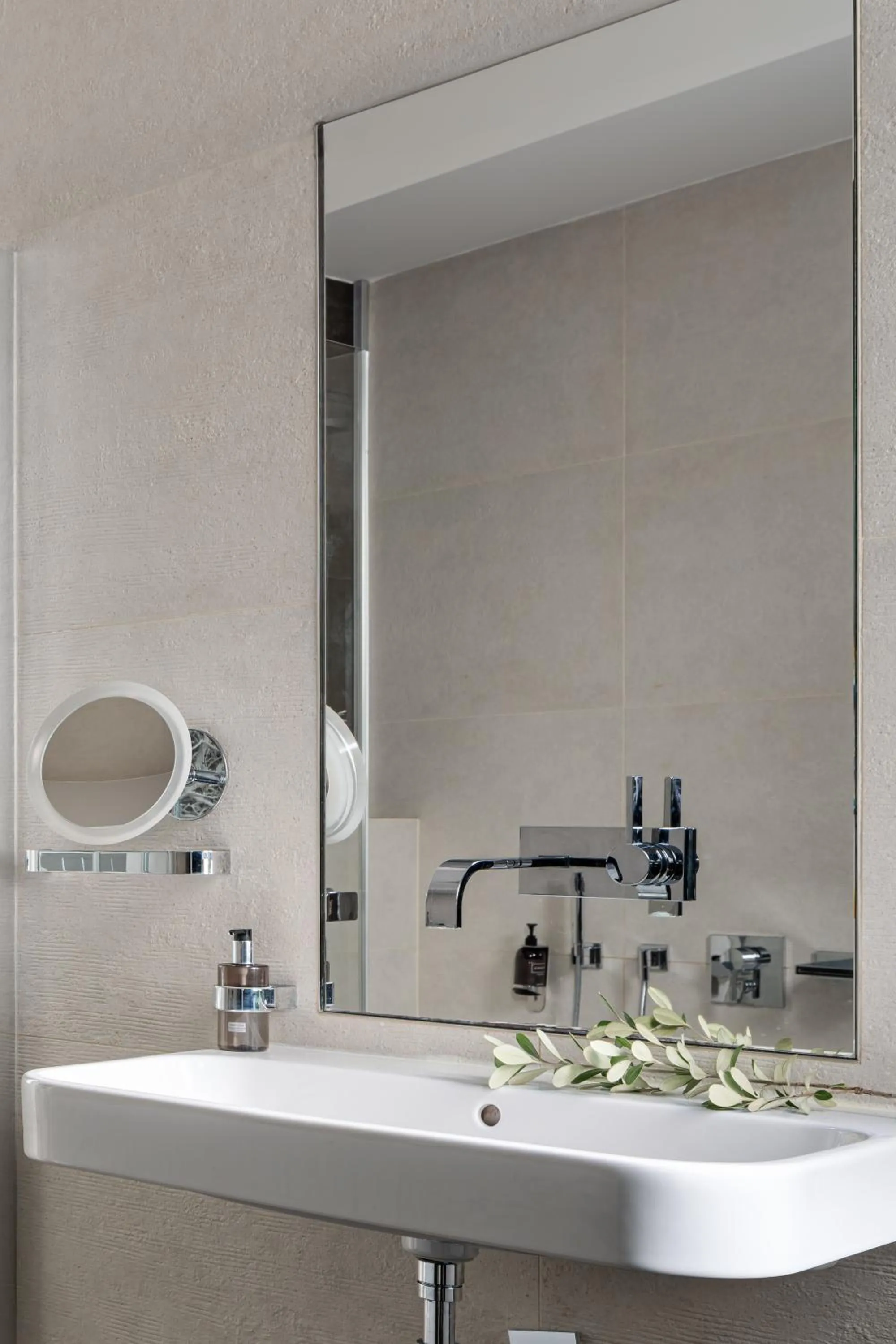 Bathroom in Coco Chanel Boutique Apartment by Goodnite cz