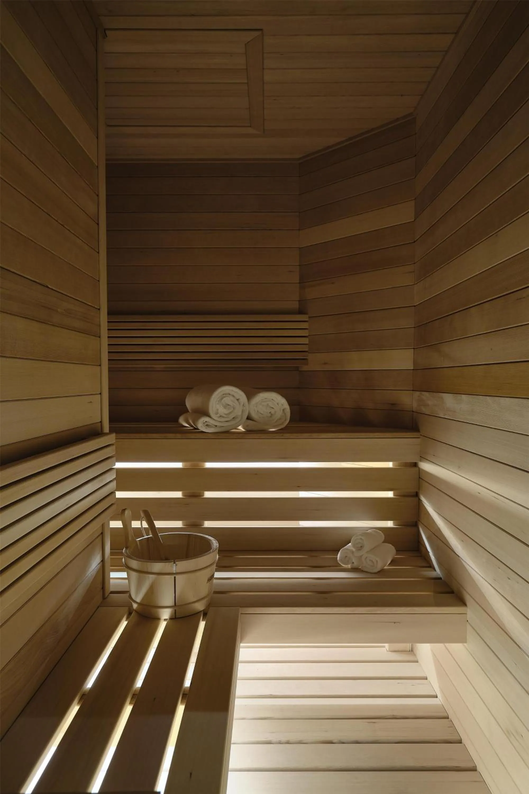 Bathroom in Vogue Hotel Montreal Downtown, Curio Collection by Hilton