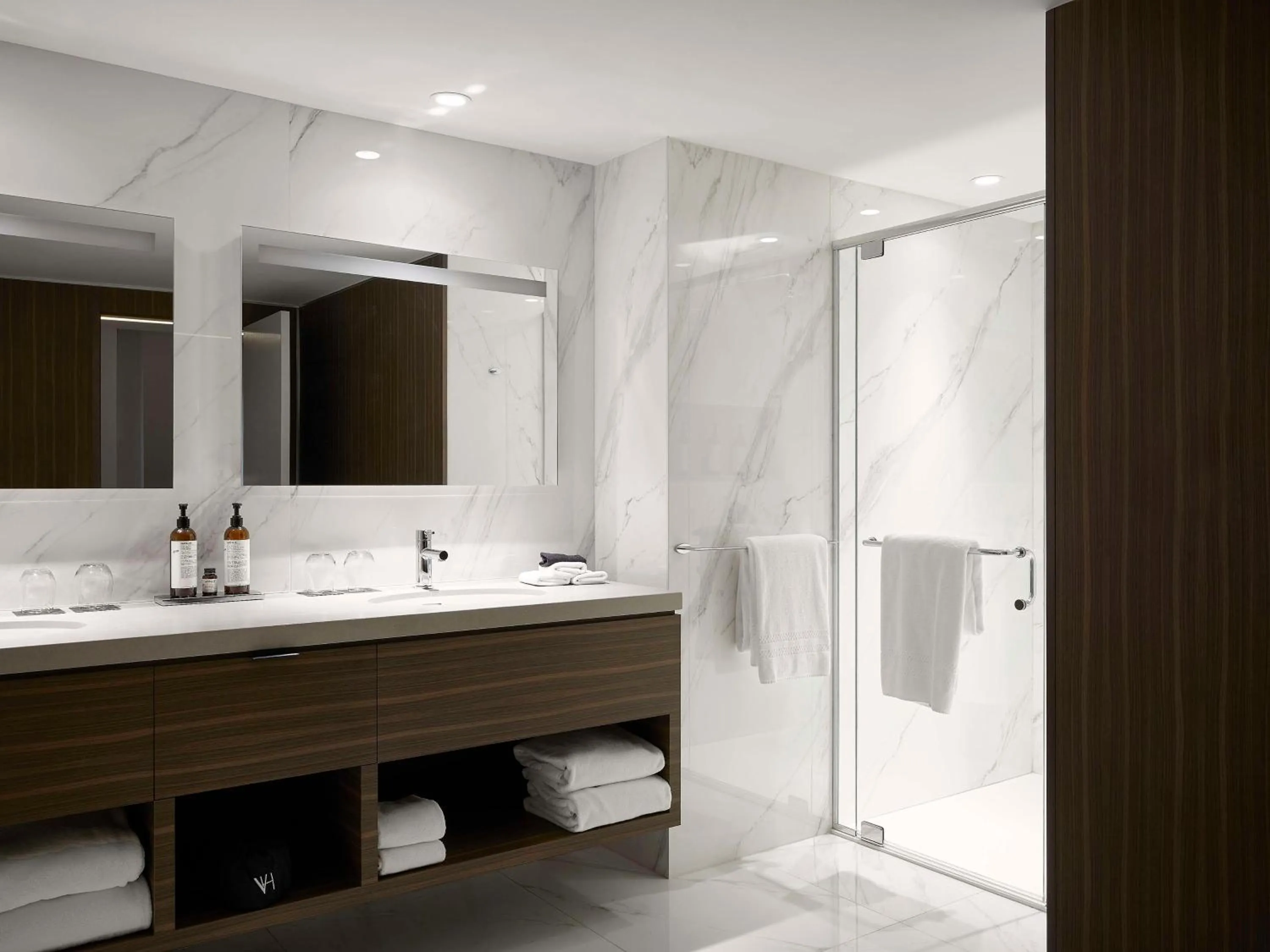 Bathroom in Vogue Hotel Montreal Downtown, Curio Collection by Hilton