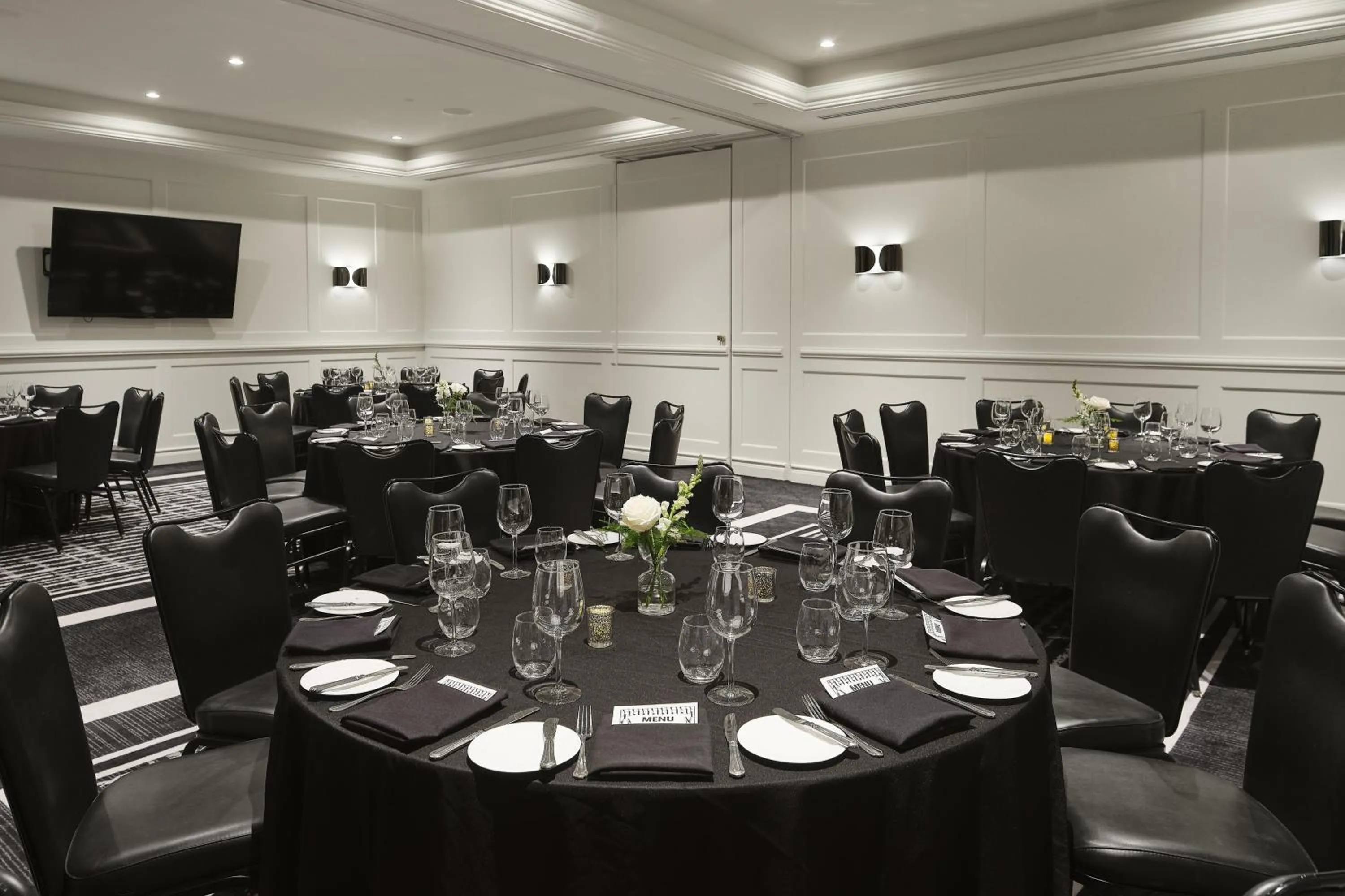 Meeting/conference room in Vogue Hotel Montreal Downtown, Curio Collection by Hilton
