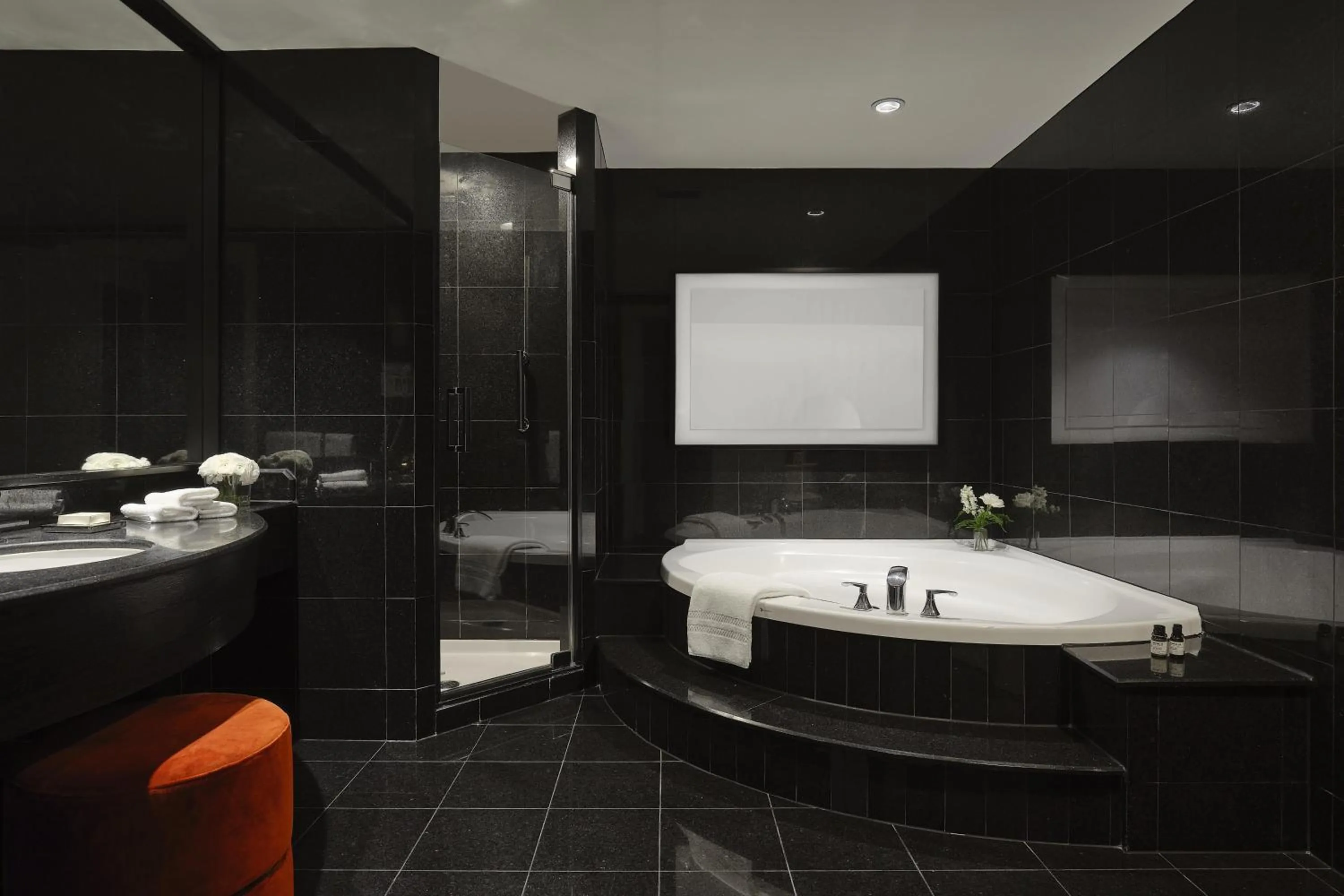 Bathroom in Vogue Hotel Montreal Downtown, Curio Collection by Hilton
