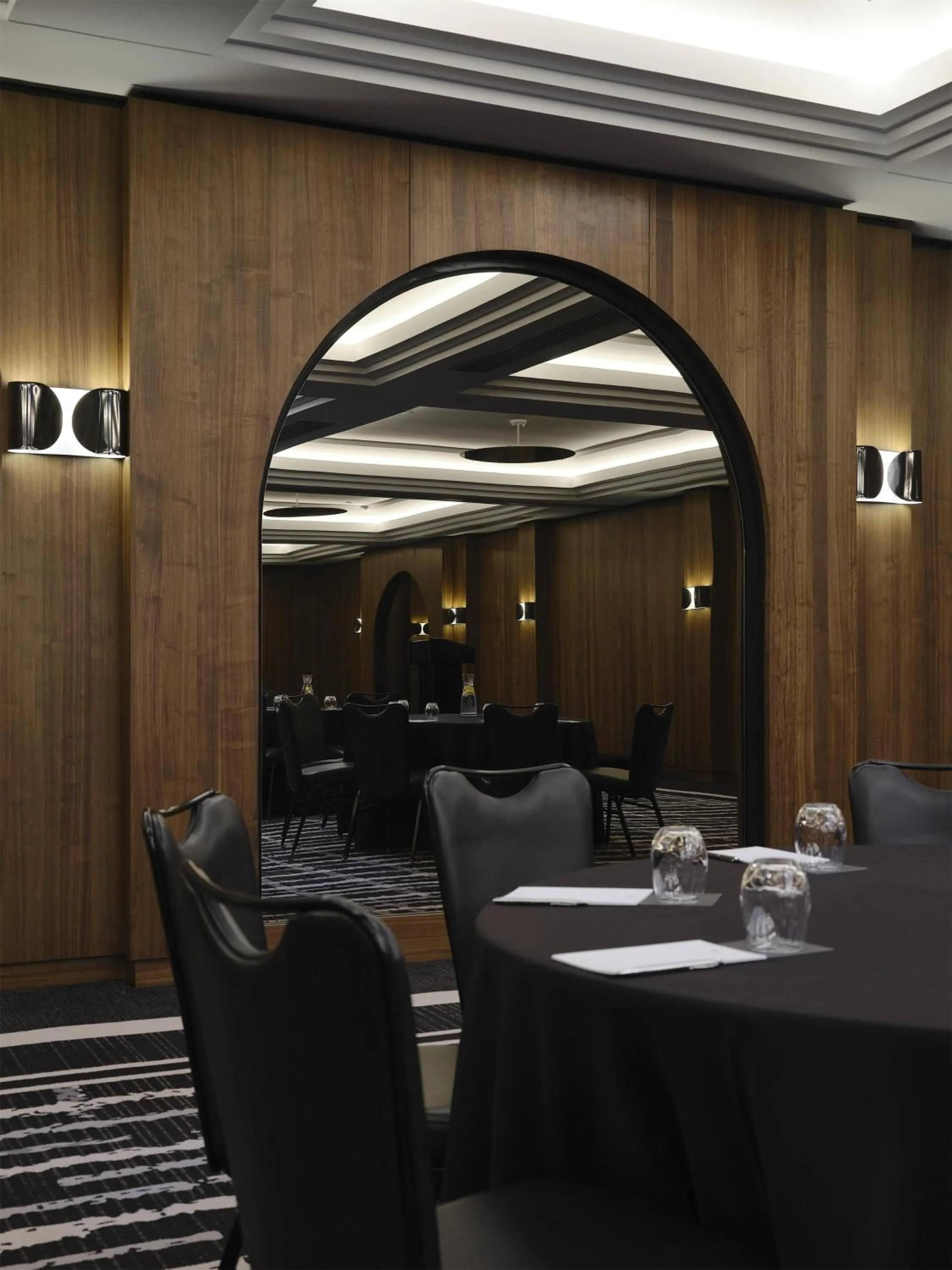 Meeting/conference room in Vogue Hotel Montreal Downtown, Curio Collection by Hilton