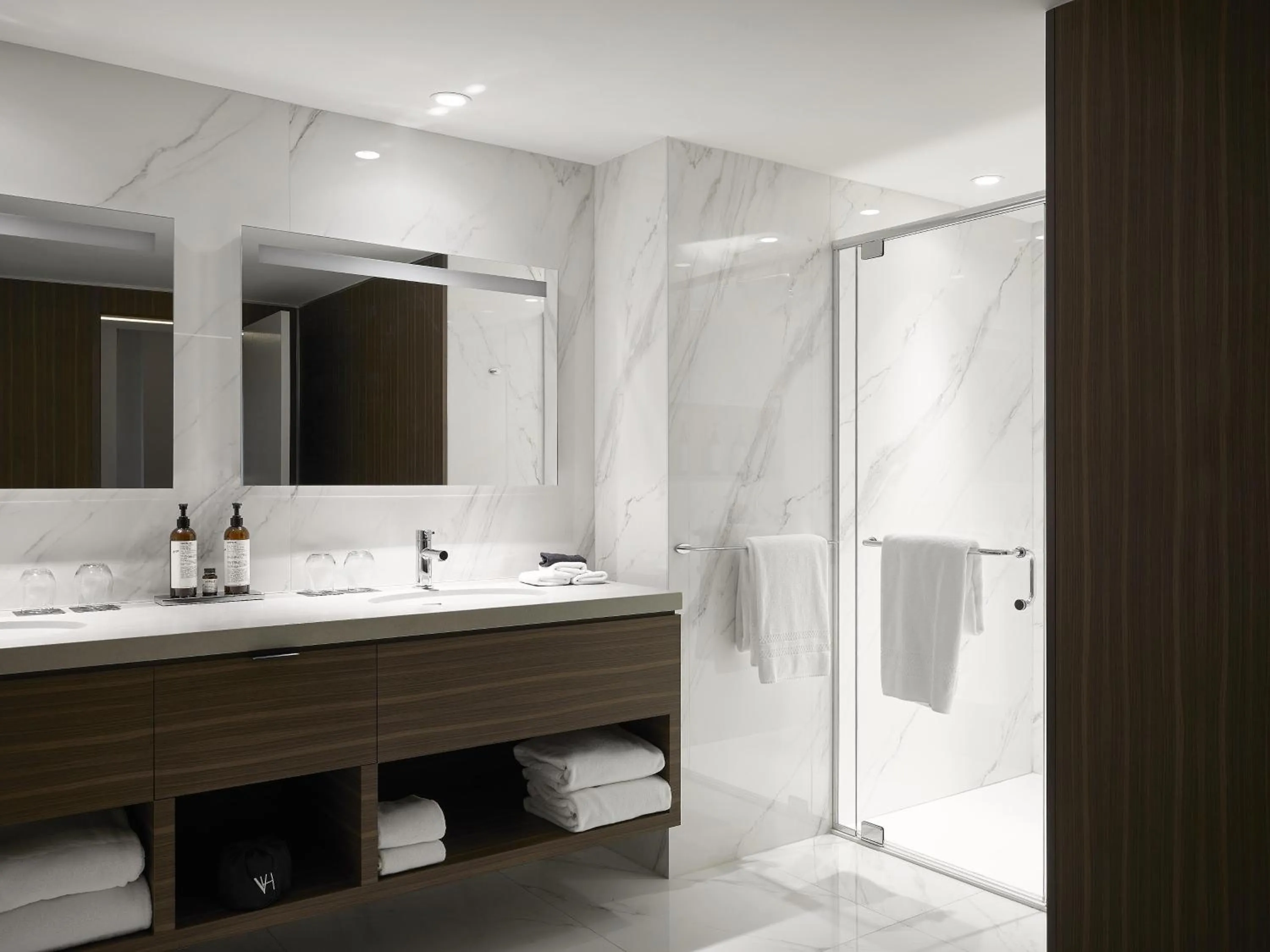 Bathroom in Vogue Hotel Montreal Downtown, Curio Collection by Hilton