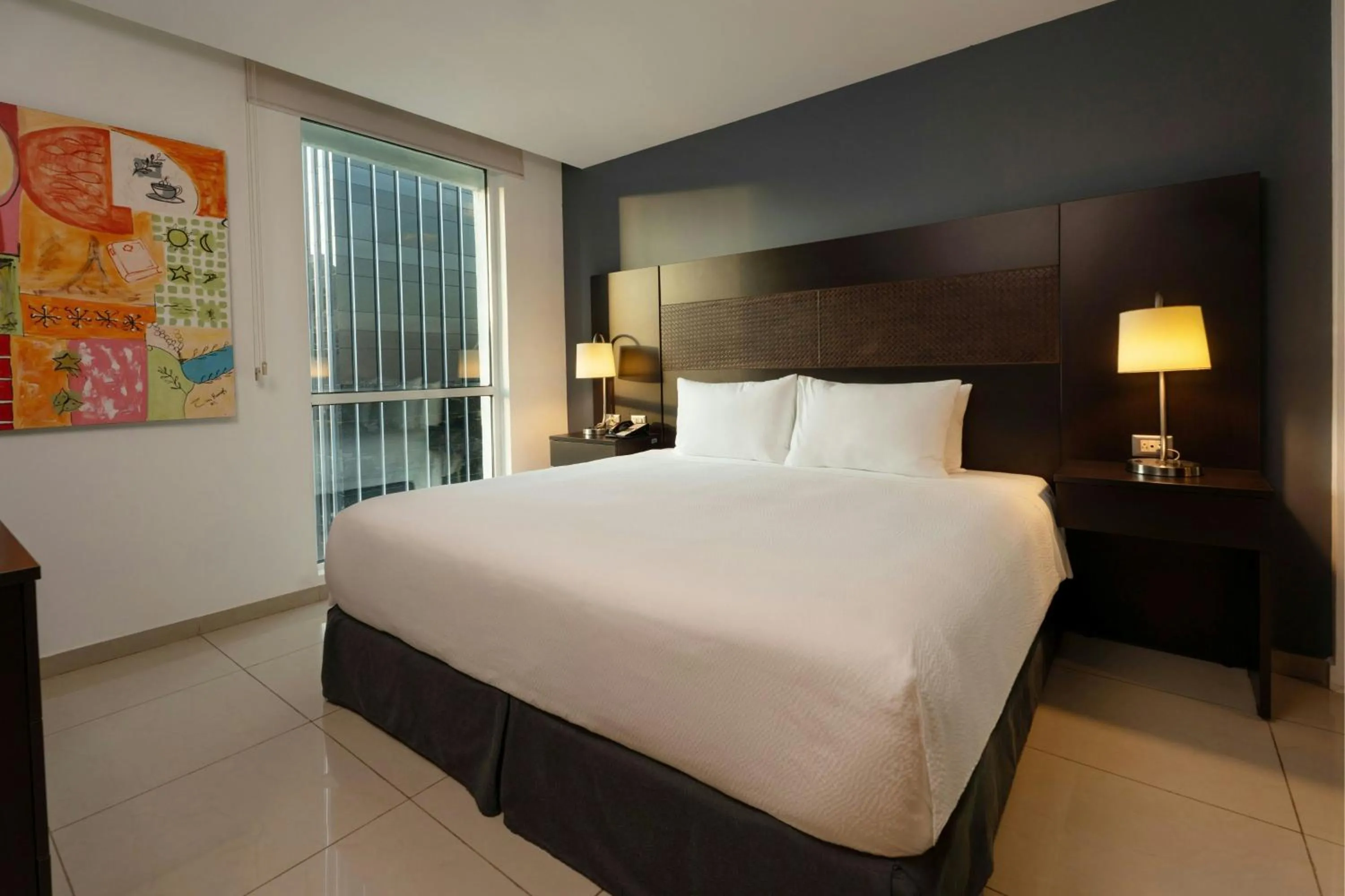 Photo of the whole room, Bed in Courtyard by Marriott Guadalajara Andares