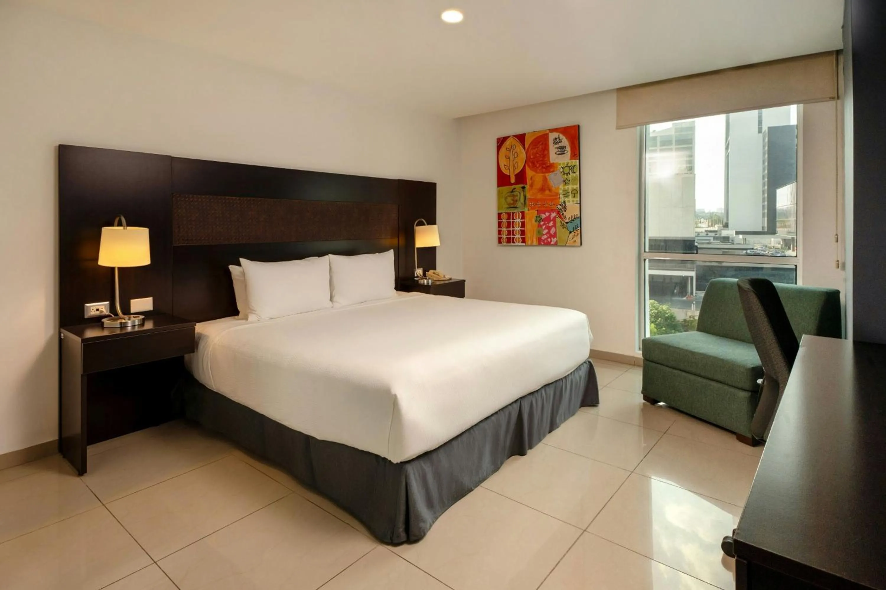 Photo of the whole room, Bed in Courtyard by Marriott Guadalajara Andares