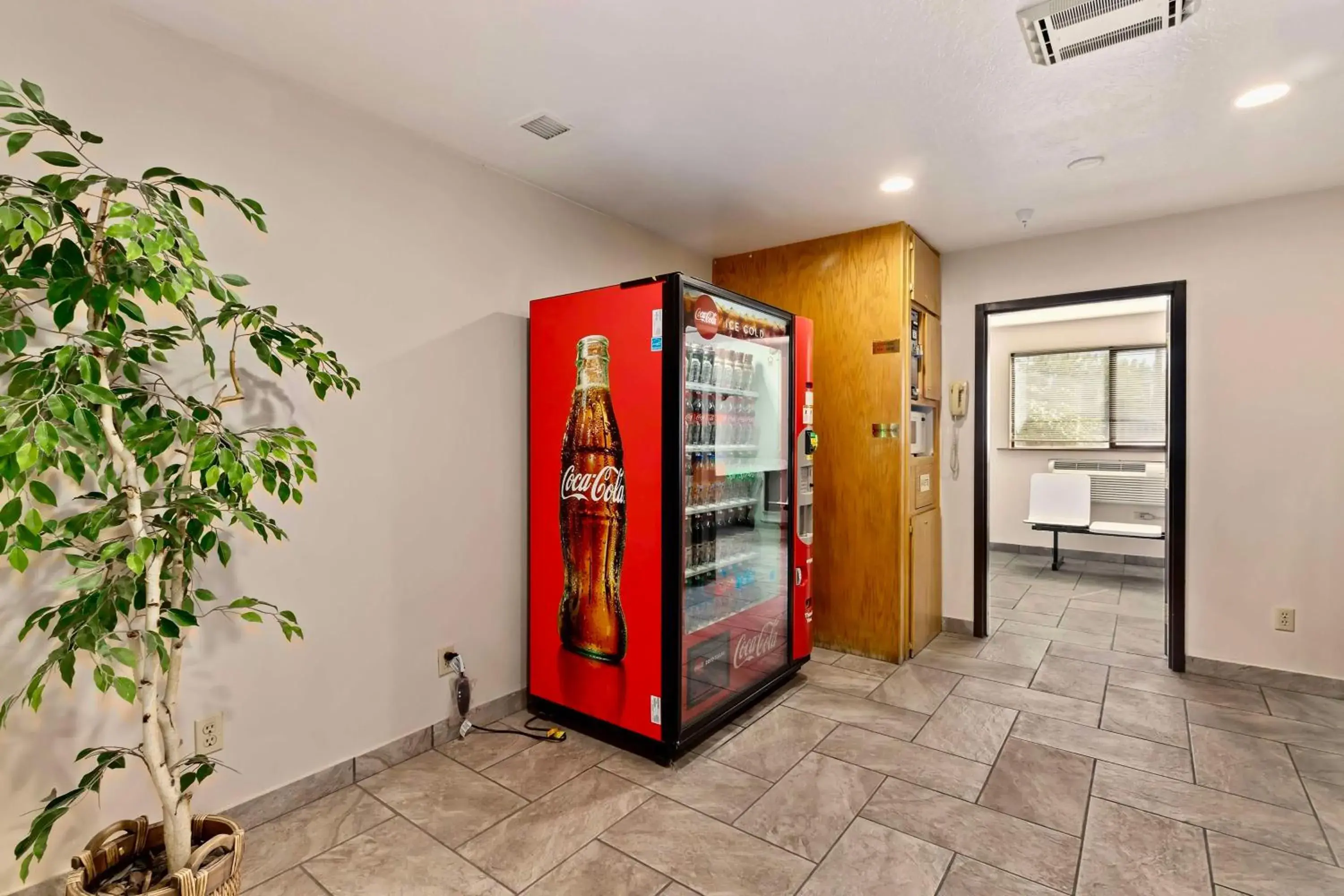 Property building in SureStay Hotel by Best Western Twin Falls Property building in SureStay Hotel by Best Western Twin Falls