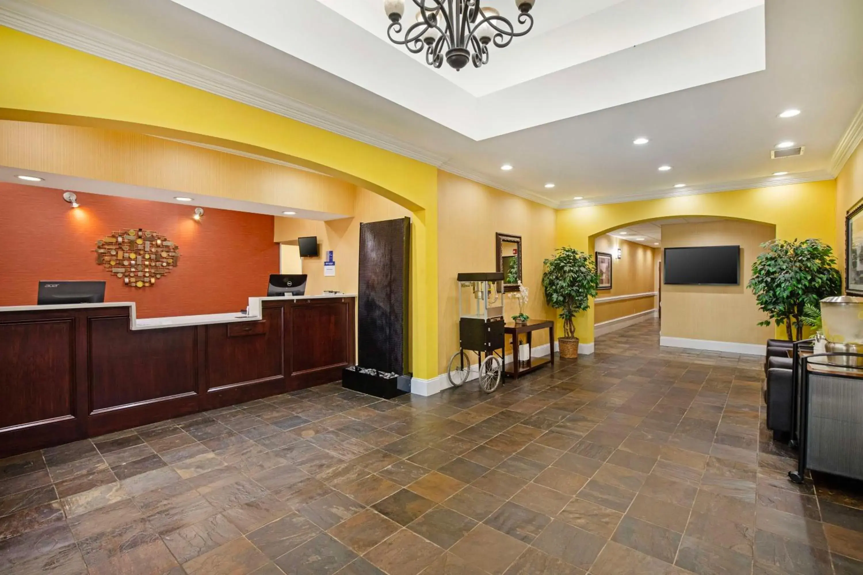 Lobby or reception in Best Western Plus Greenville South Lobby or reception in Best Western Plus Greenville South