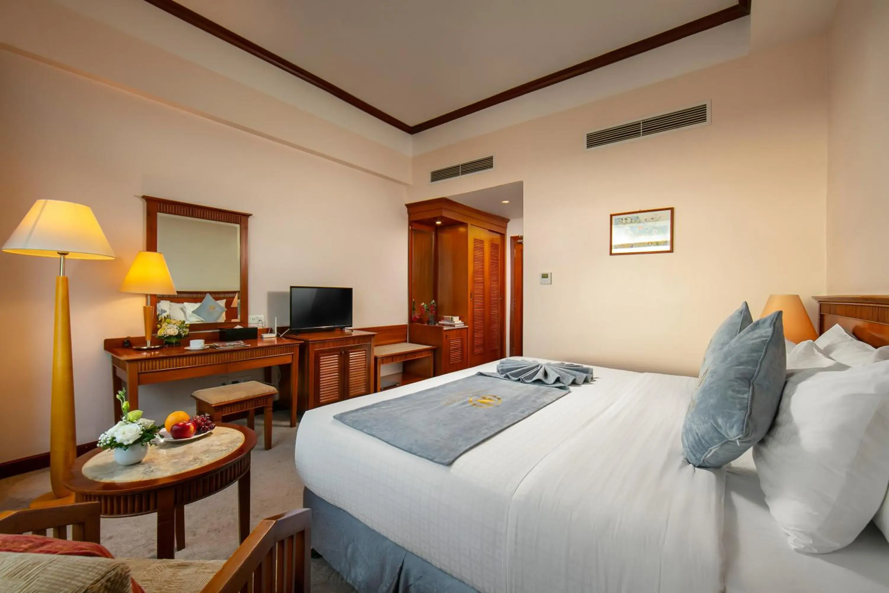 Bed in Nam Cuong Hai Duong Hotel Bed in Nam Cuong Hai Duong Hotel