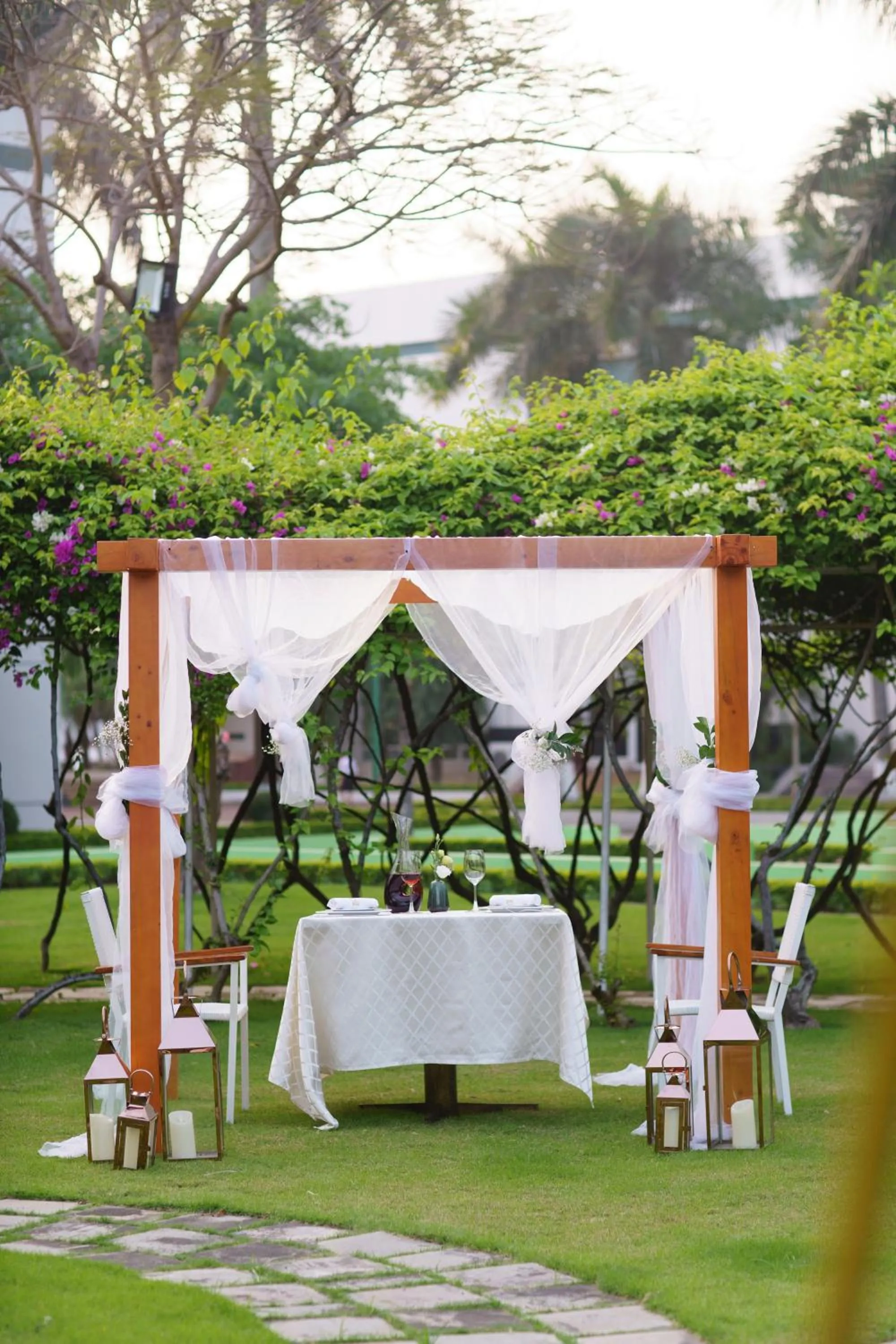 Patio in Nam Cuong Hai Duong Hotel