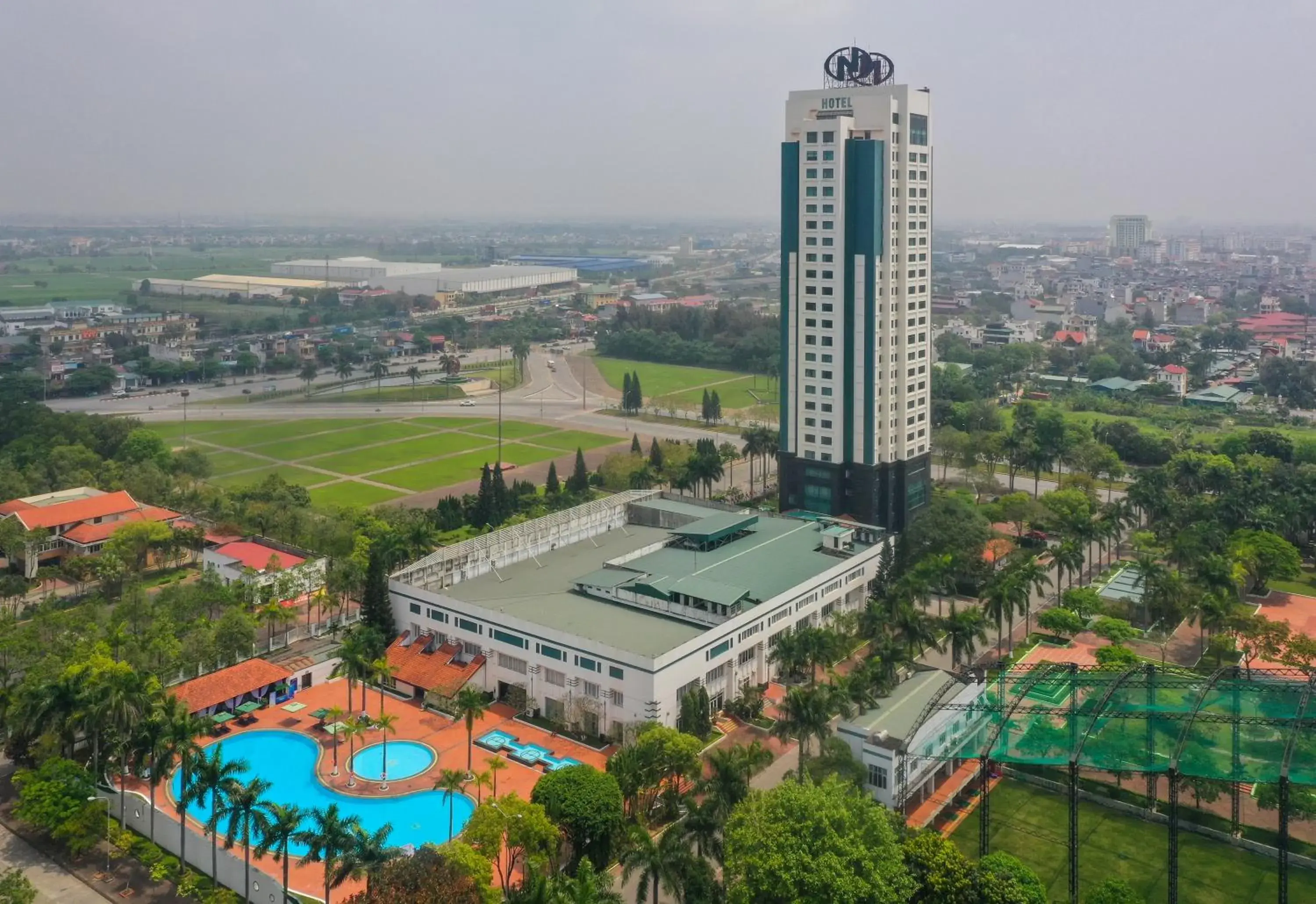 Property building in Nam Cuong Hai Duong Hotel Property building in Nam Cuong Hai Duong Hotel