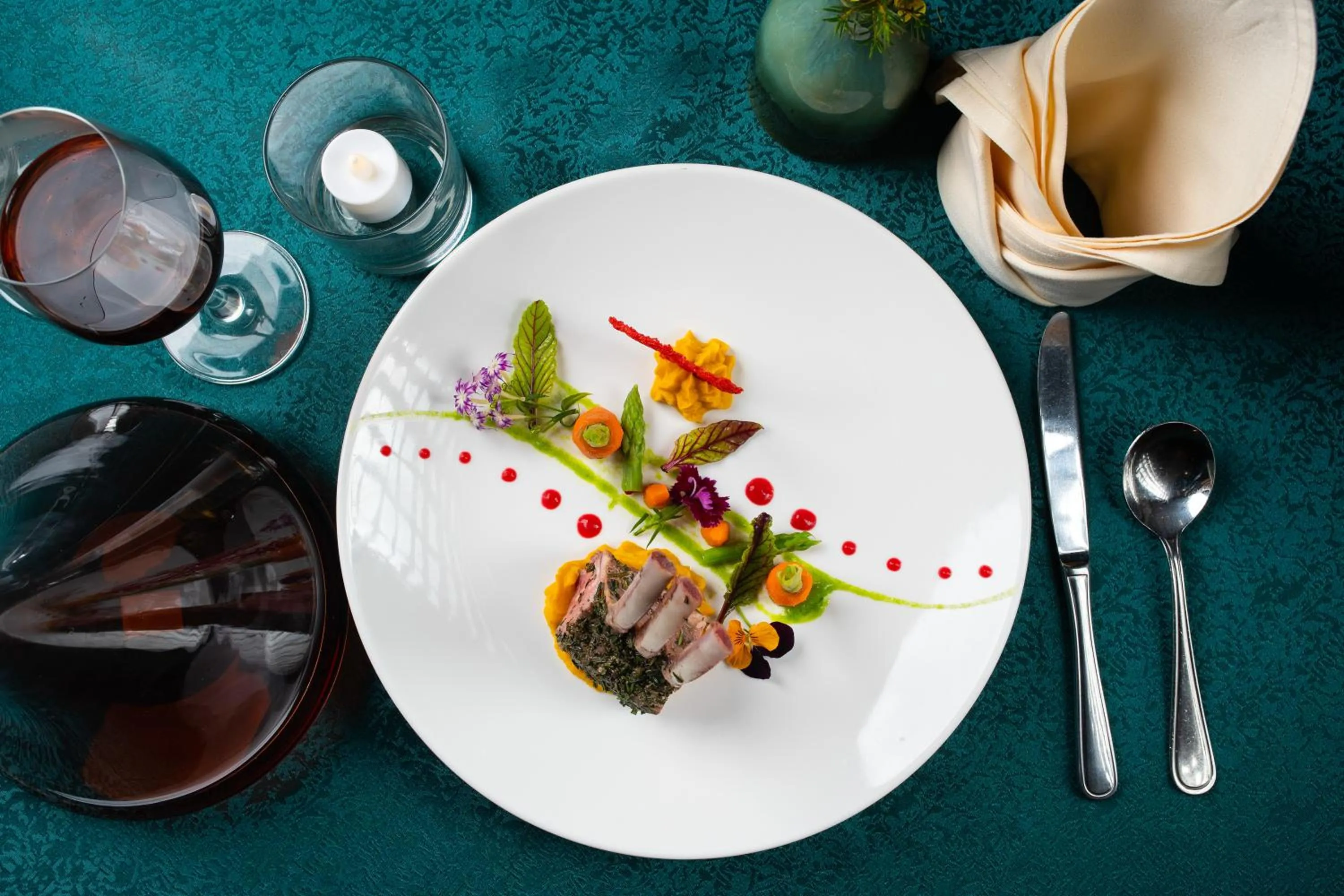 Food and drinks in Nam Cuong Hai Duong Hotel