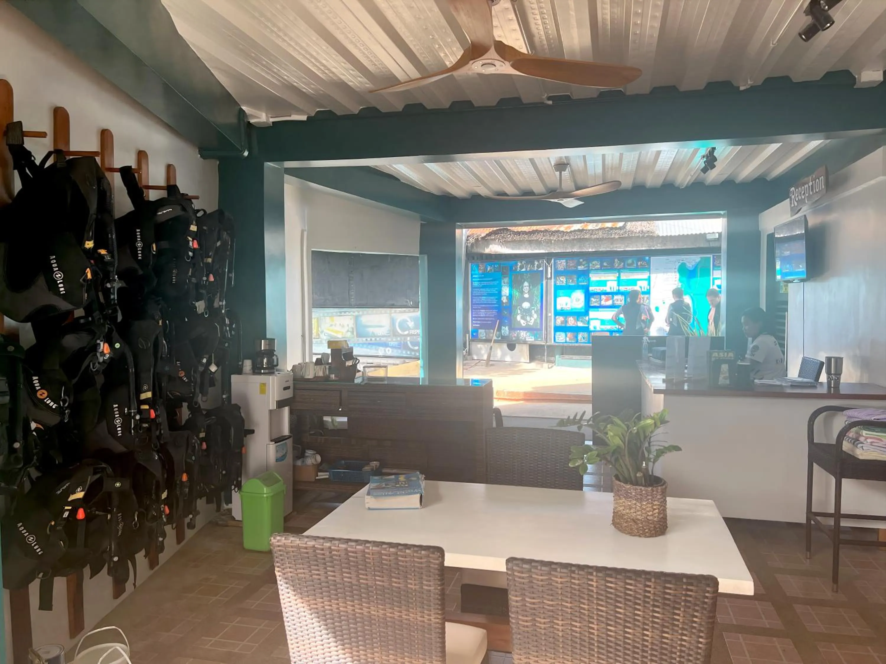 Diving in Neptune Diving Resort Moalboal