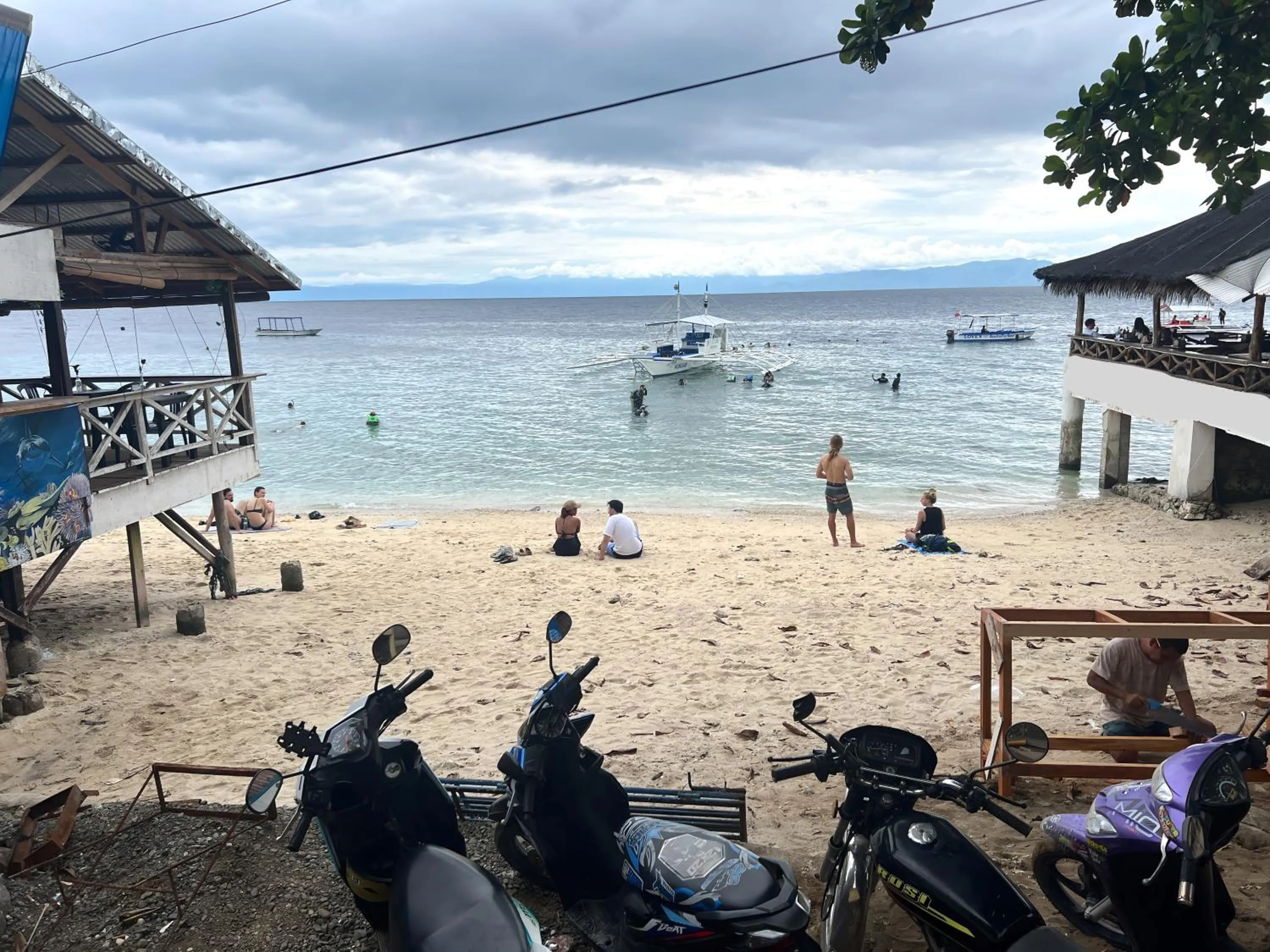 Beach in Neptune Diving Resort Moalboal