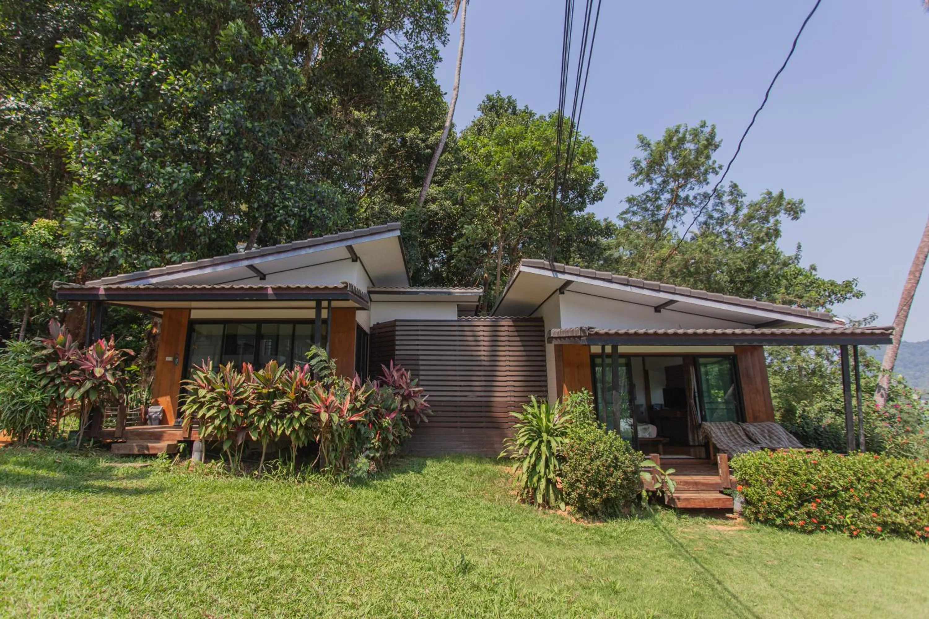 Property building in Resolution Resort