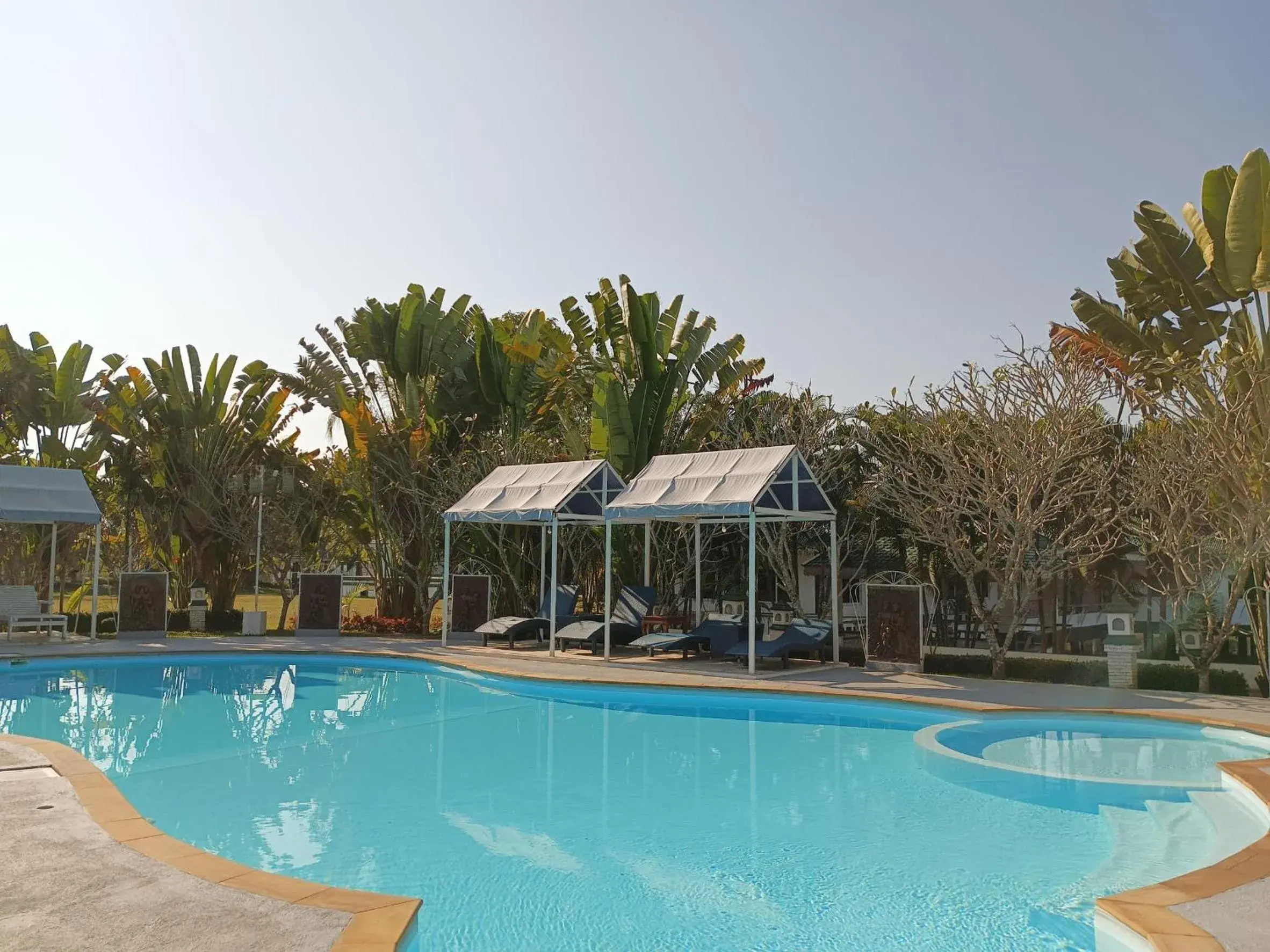 Swimming pool in Silamanee Resort & Spa Hotel Swimming pool in Silamanee Resort & Spa Hotel