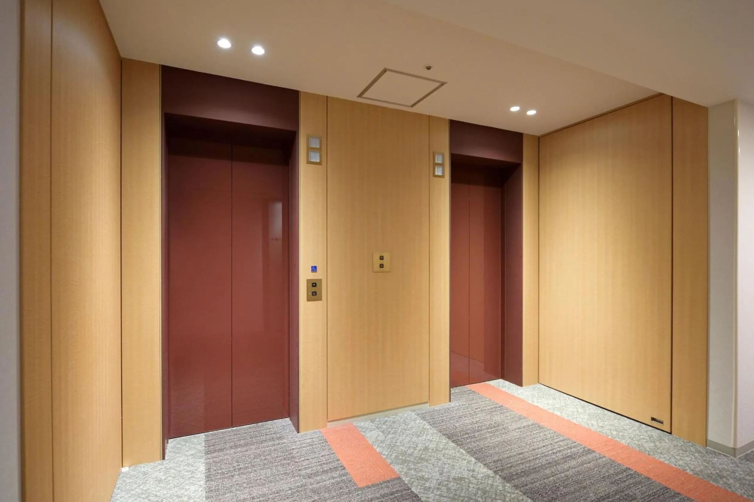 elevator in Hakata Green Hotel Tenjin