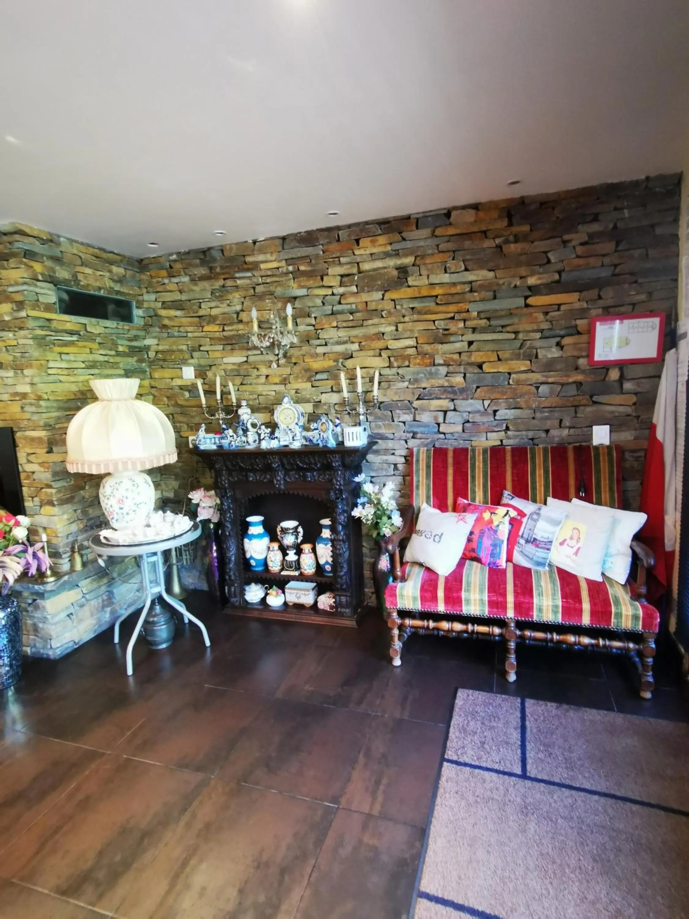 Decorative detail, Bed in Hotel bar b'rock