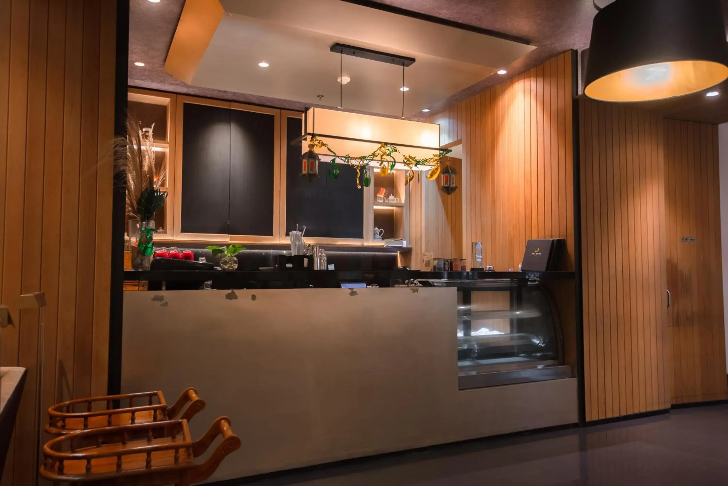 Lounge or bar in The Mirah Hotel Bogor Lounge or bar in The Mirah Hotel Bogor