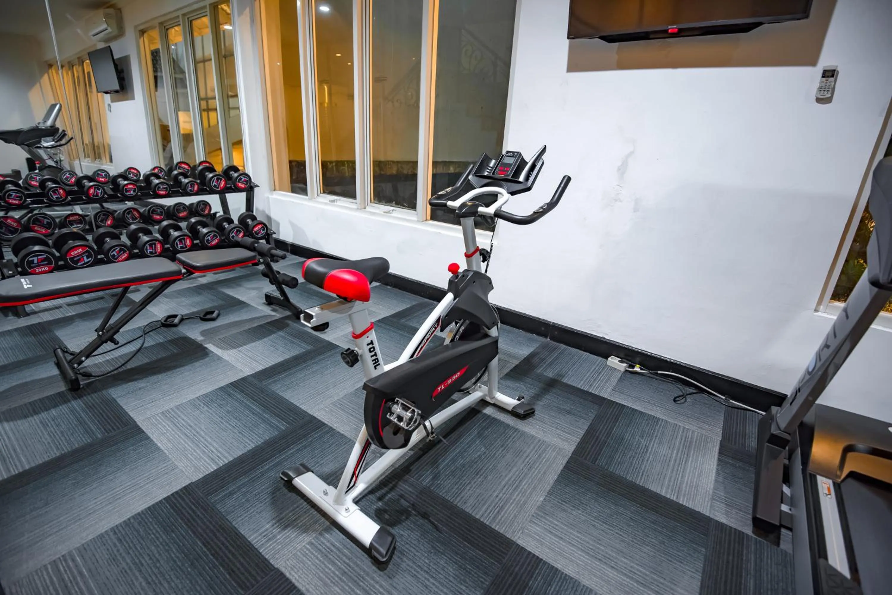 Fitness centre/facilities in The Mirah Hotel Bogor