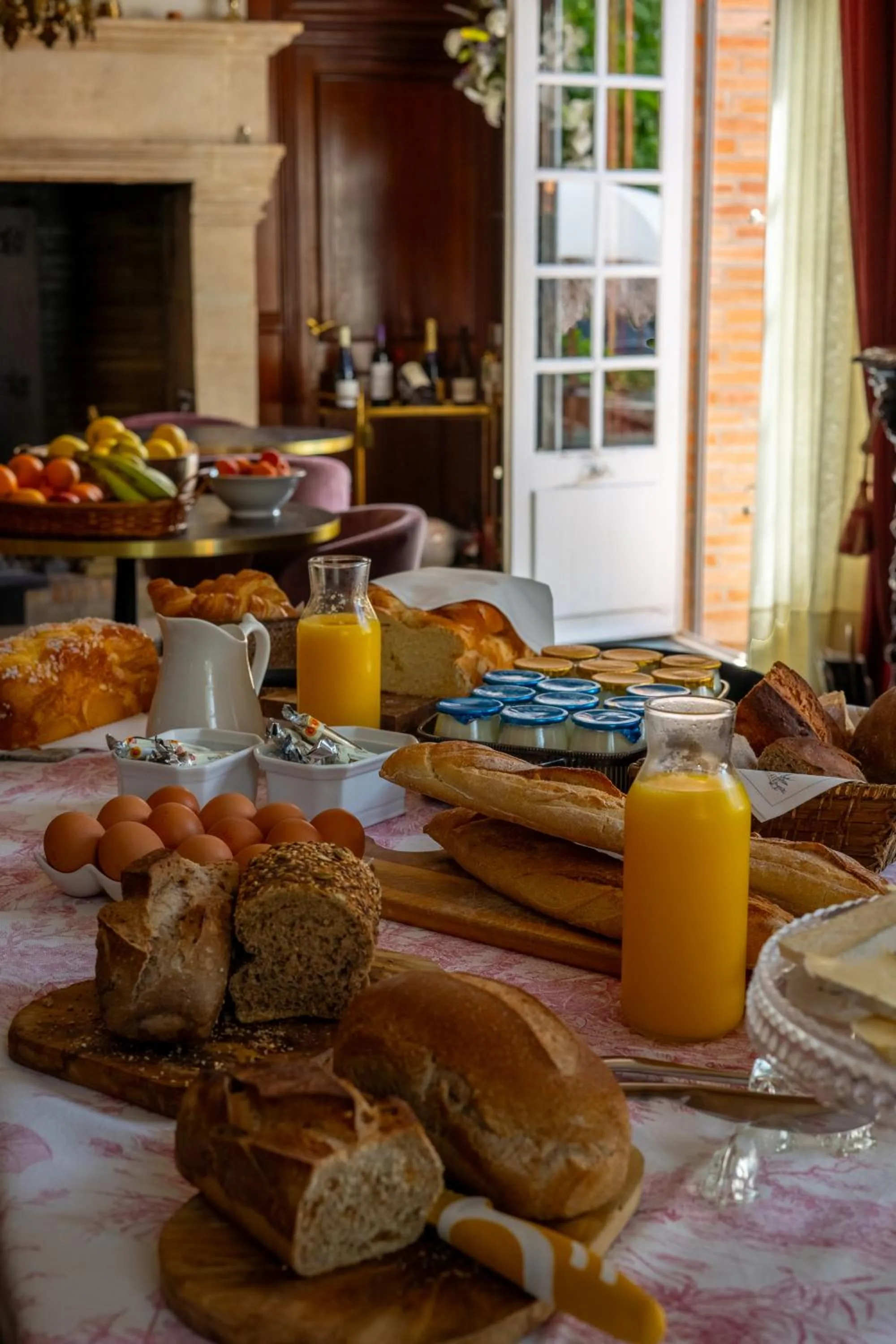 Property building in Castel Bois Marie, Maison d'hôtes