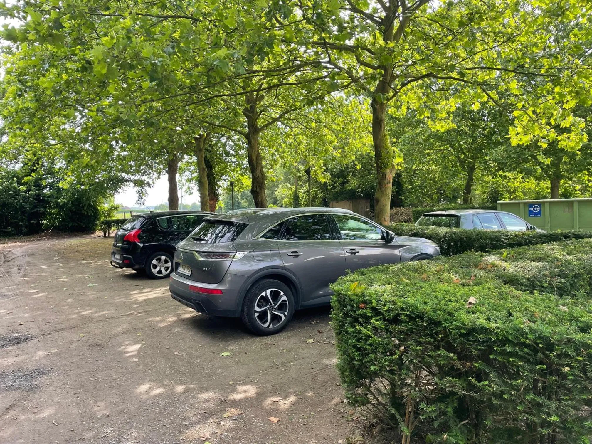 Parking in Travel Hotel Kruisem