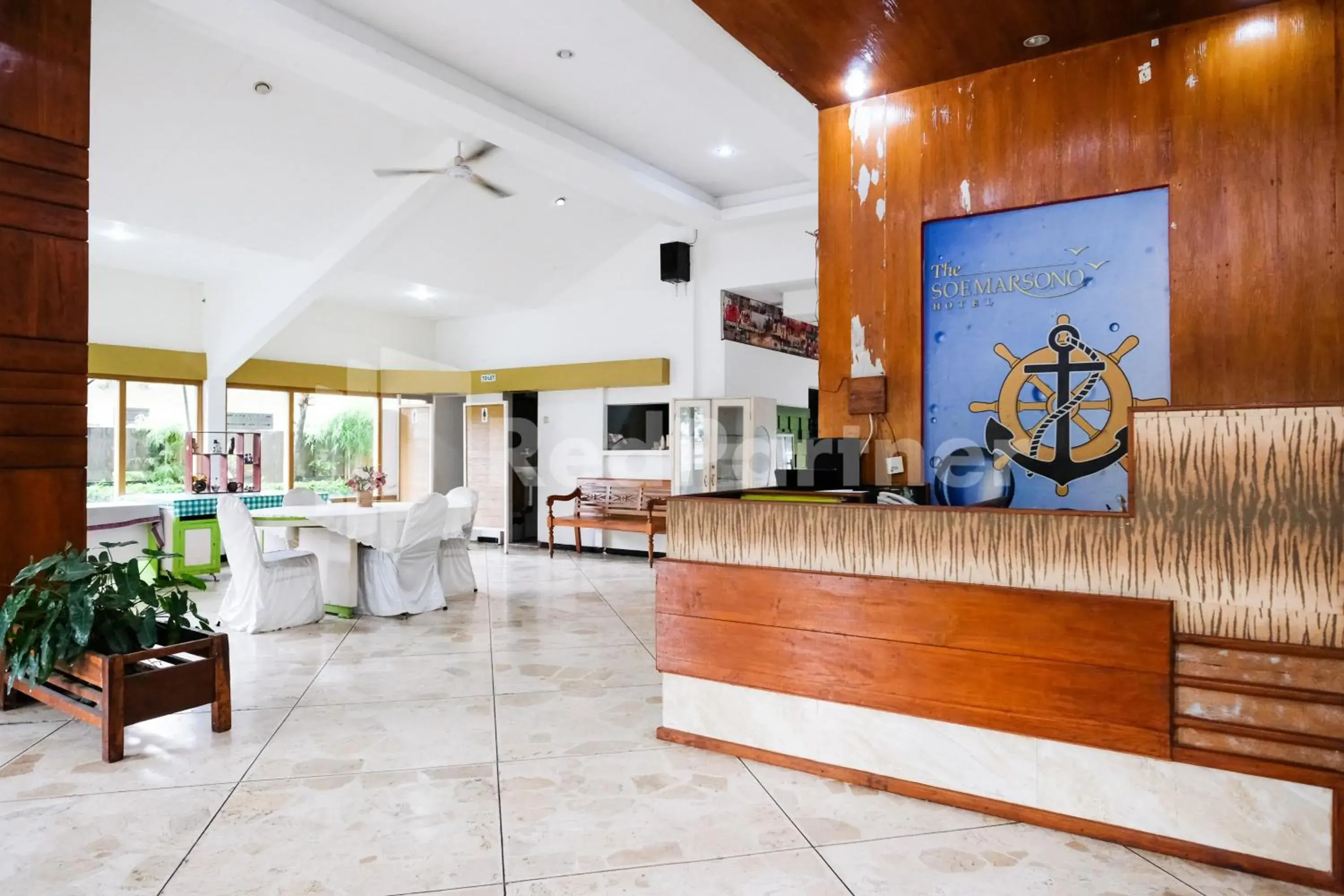 Lobby or reception in The Soemarsono Hotel near Ambarrukmo Plaza Mall RedPartner Lobby or reception in The Soemarsono Hotel near Ambarrukmo Plaza Mall RedPartner