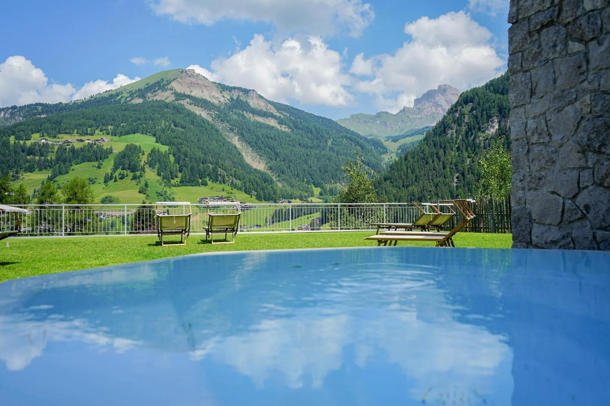Natural landscape in Hotel Chalet Dlaces