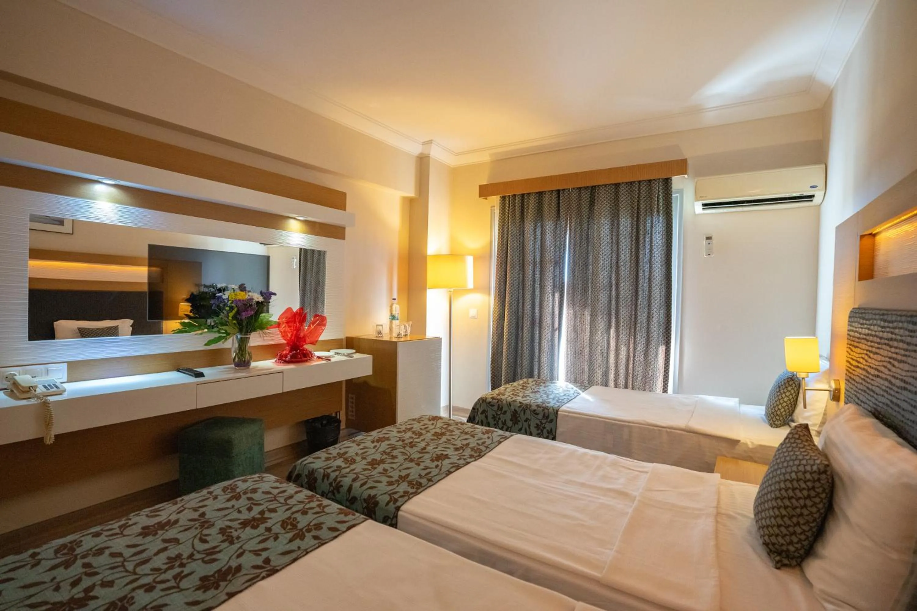 Bed in Marbel Hotel by PalmWings