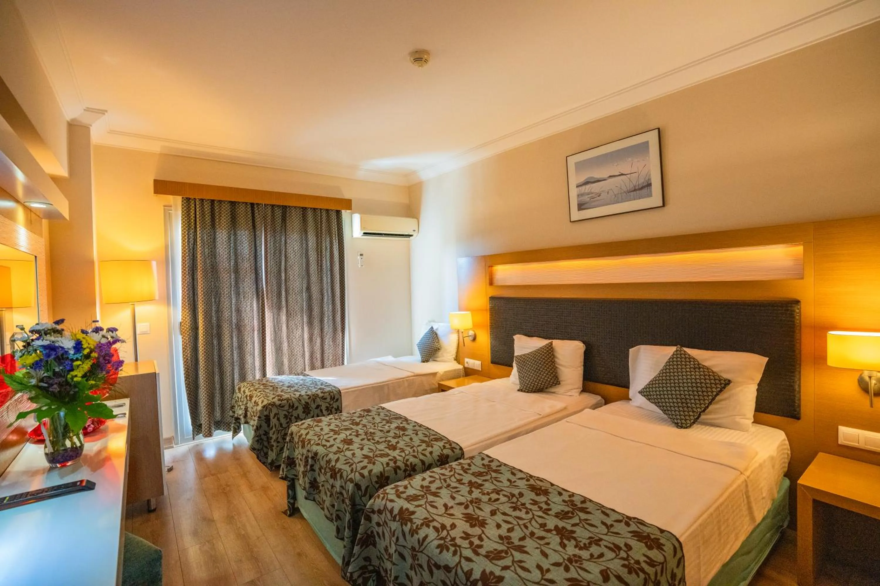 Bed in Marbel Hotel by PalmWings