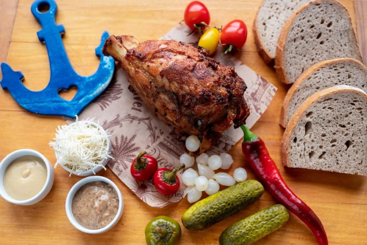 Food and drinks in Hotel U námořníka