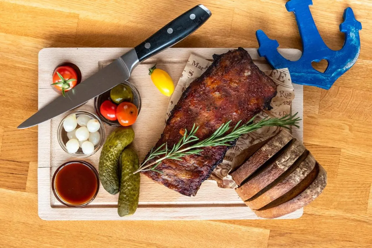 Food and drinks in Hotel U námořníka