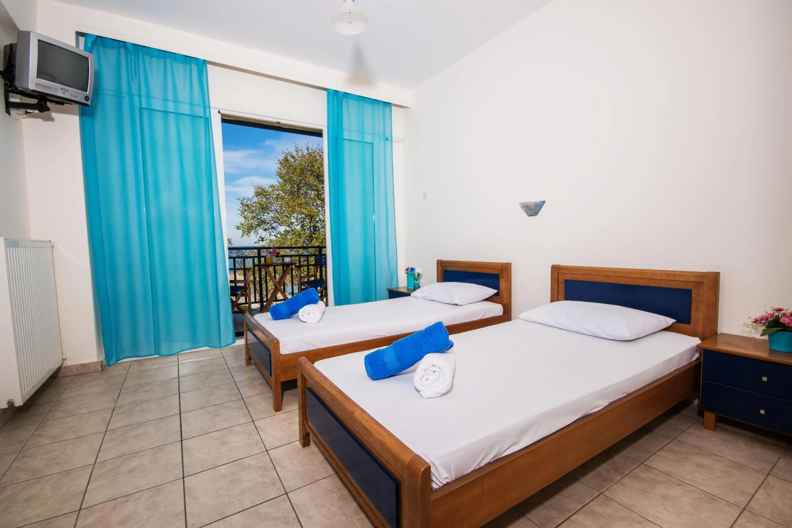 Photo of the whole room in Hotel Vlassis