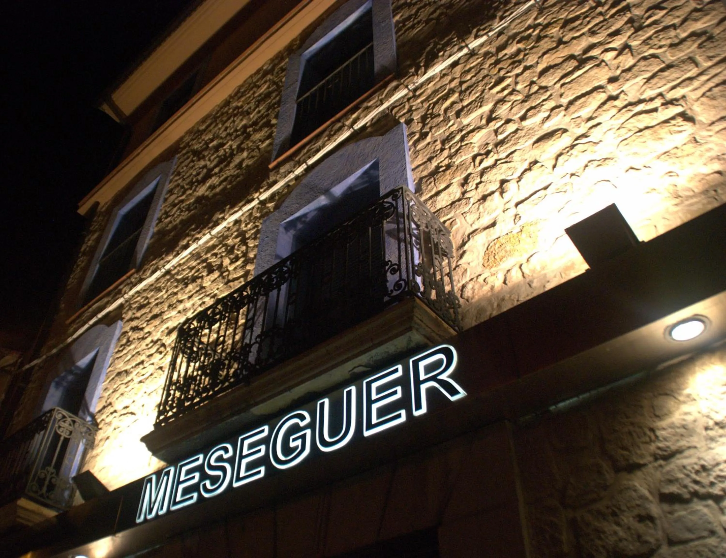 Facade/entrance in Aparthotel Meseguer