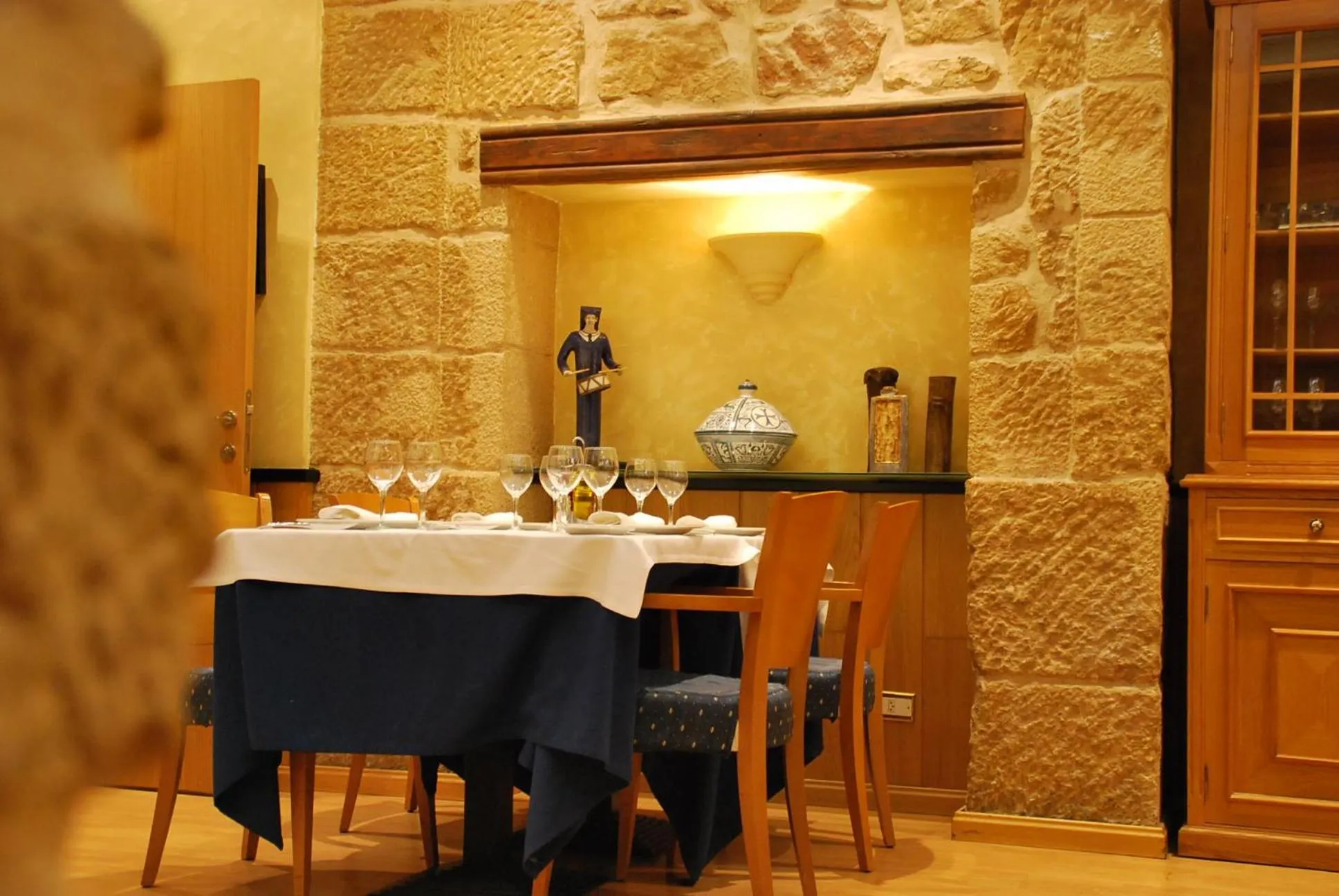 Restaurant/places to eat in Aparthotel Meseguer