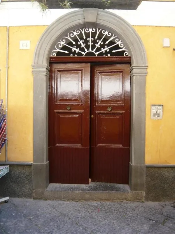 Facade/entrance in DolceVitaSorrento Guest House