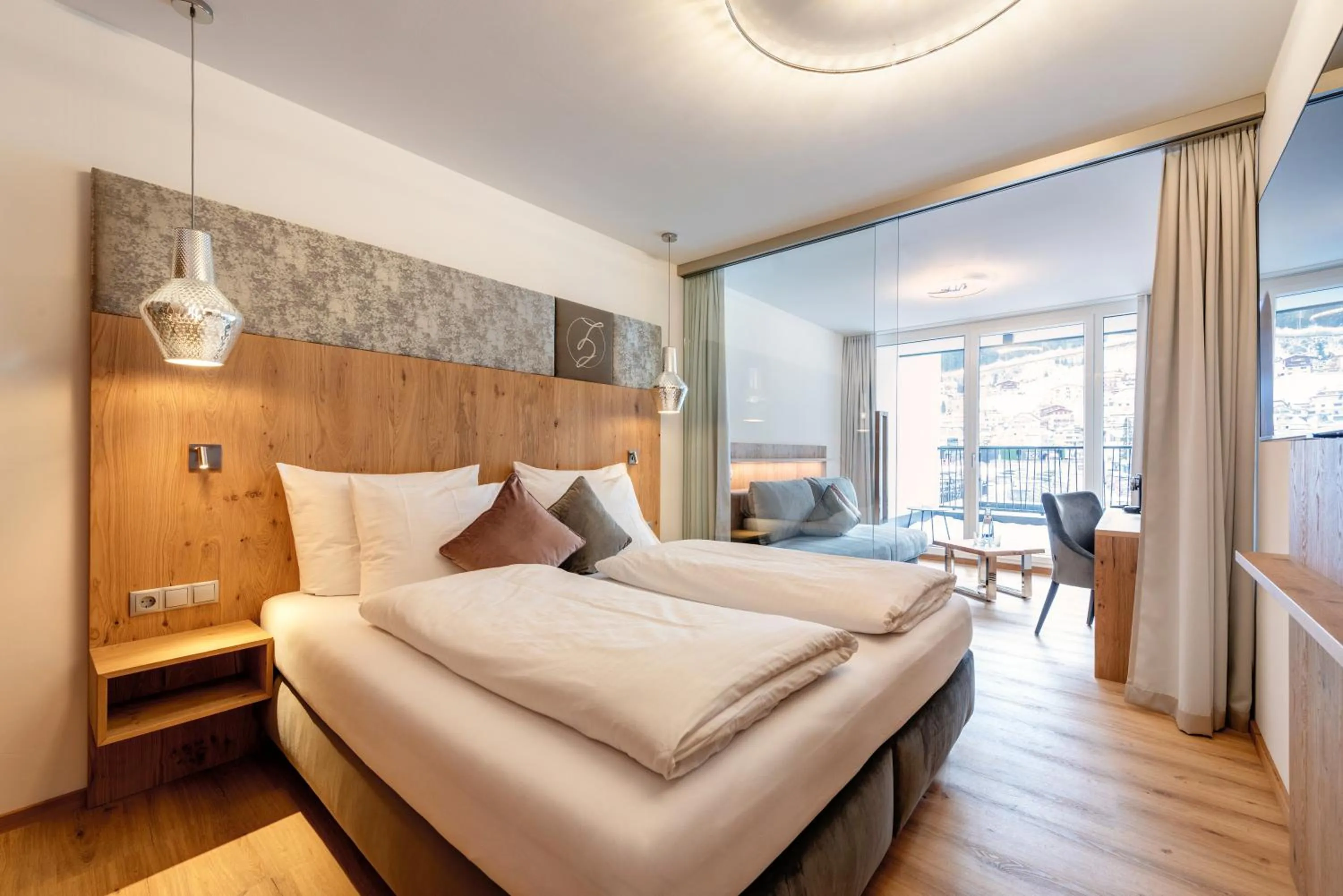 Bedroom, Bed in Hotel Zalwonder