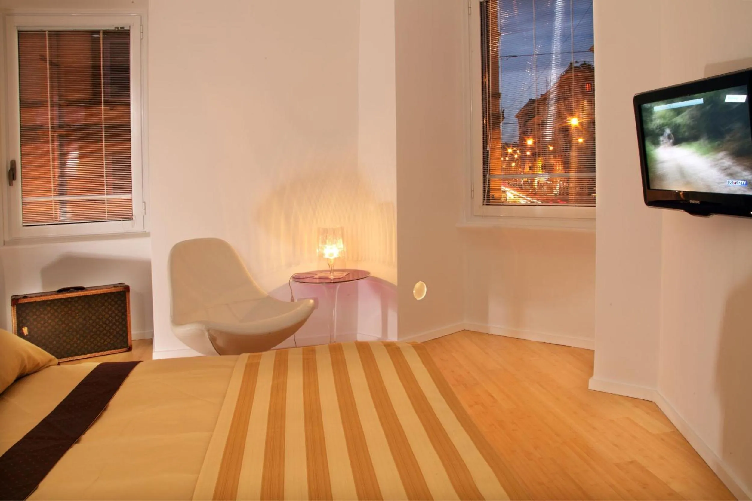 Bedroom, Bed in Sweet Vatican