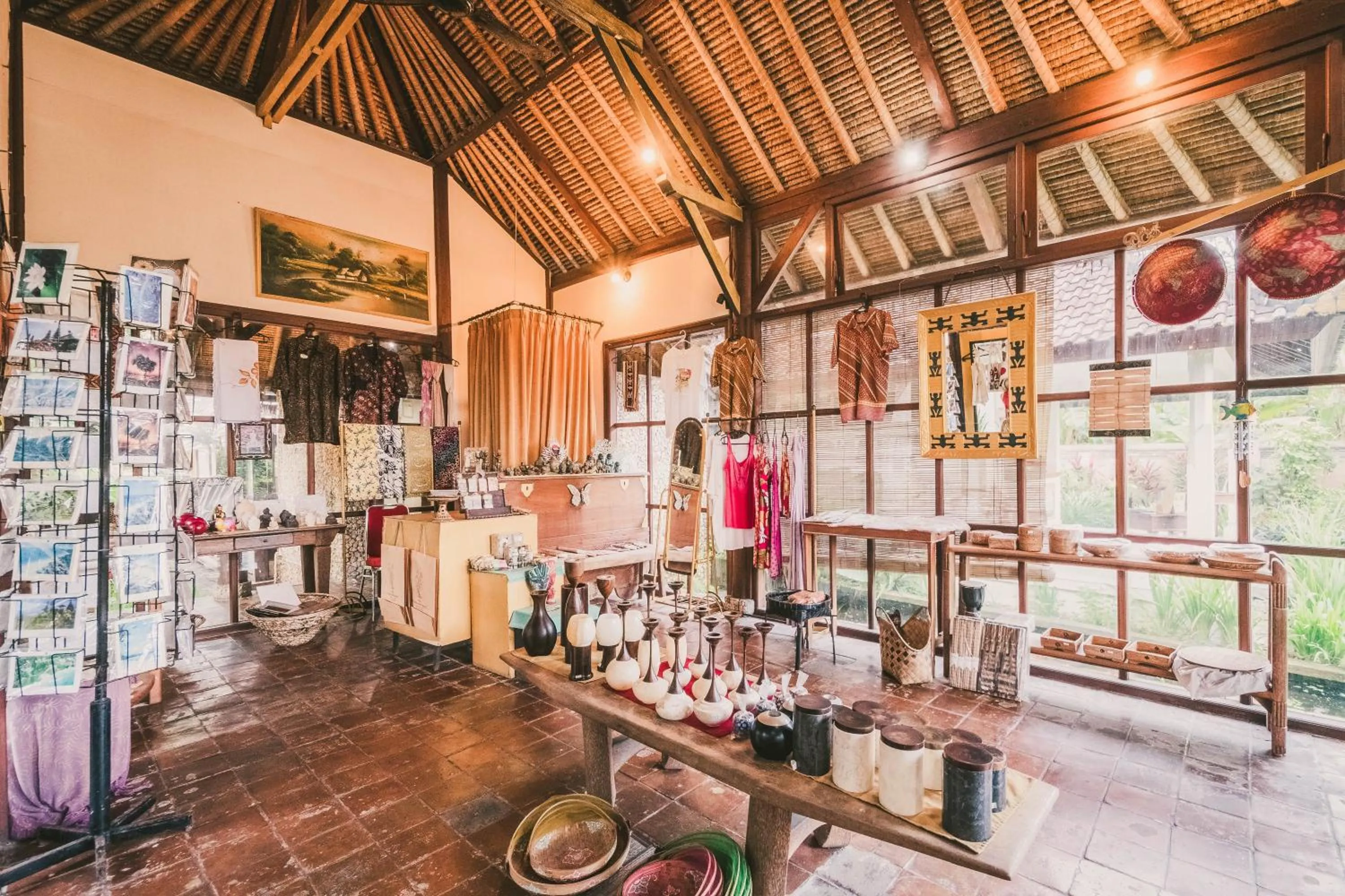 Shopping Area in The Water Garden Hotel