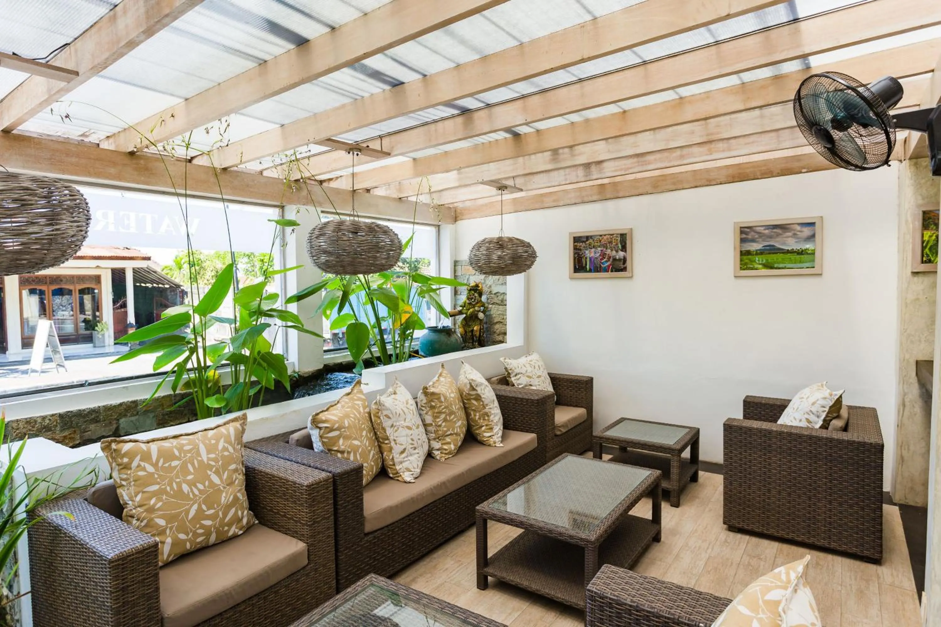 Lobby or reception in The Water Garden Hotel