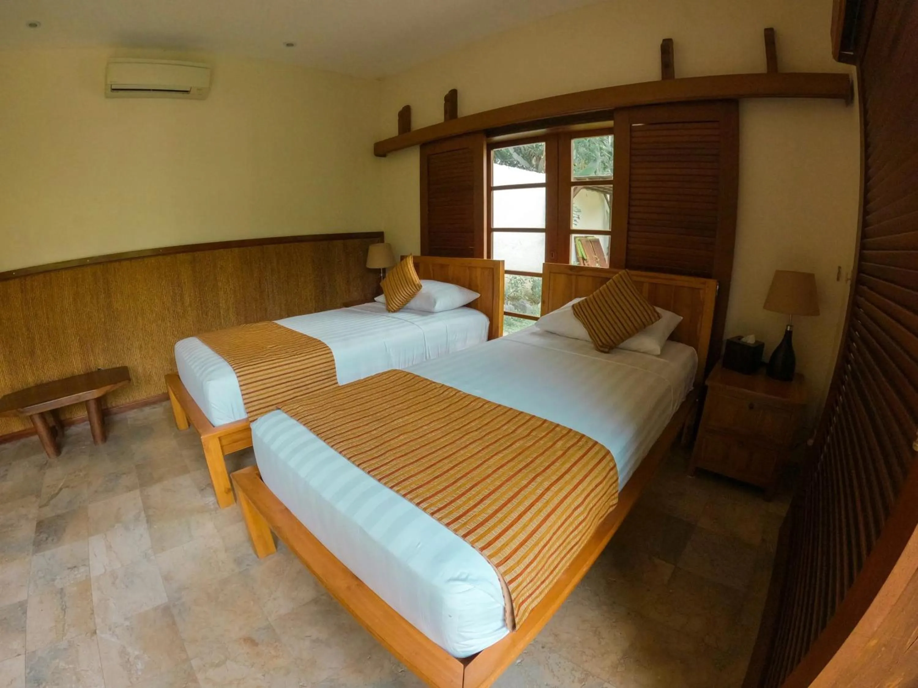 Bedroom, Bed in The Water Garden Hotel