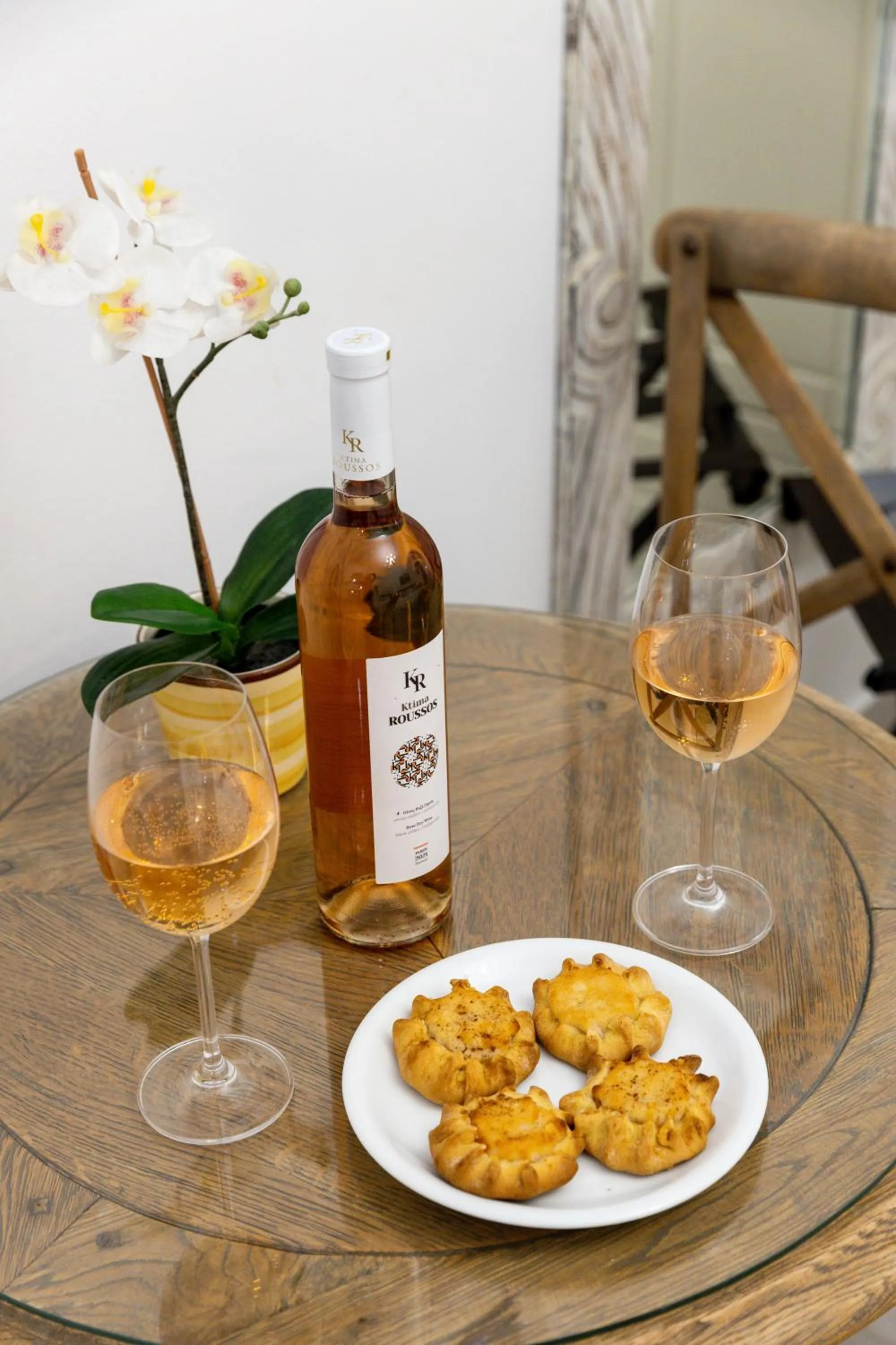 Drinks in Panos Luxury Studios