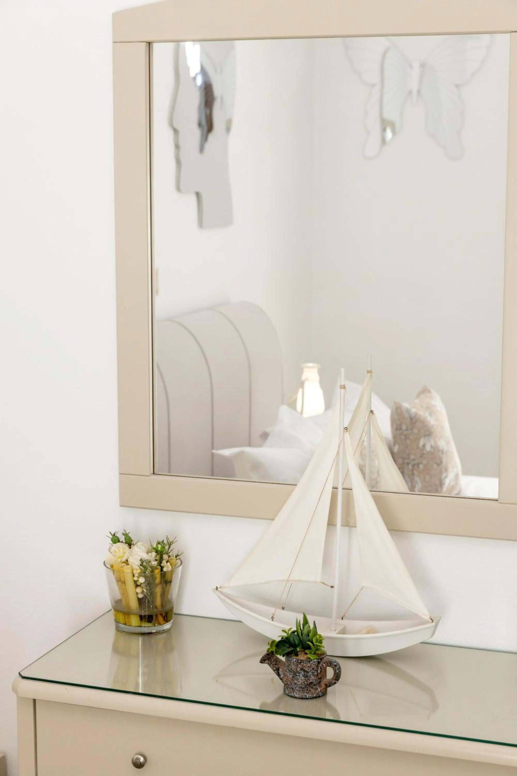 Photo of the whole room, Bed in Panos Luxury Studios