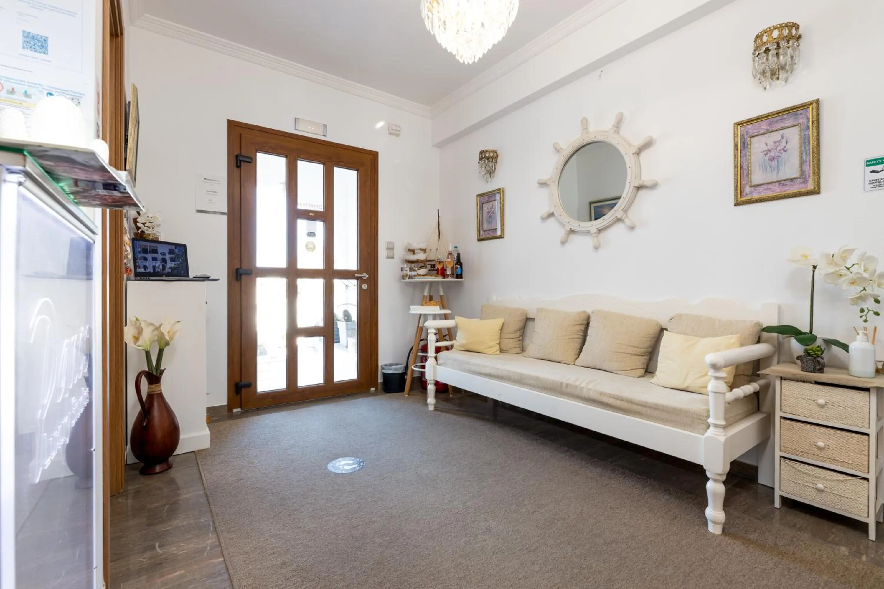 Lobby or reception in Panos Luxury Studios