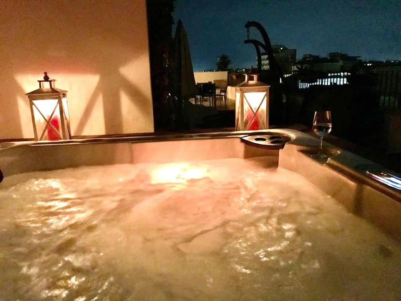 Open Air Bath in b&b le 4 leggende