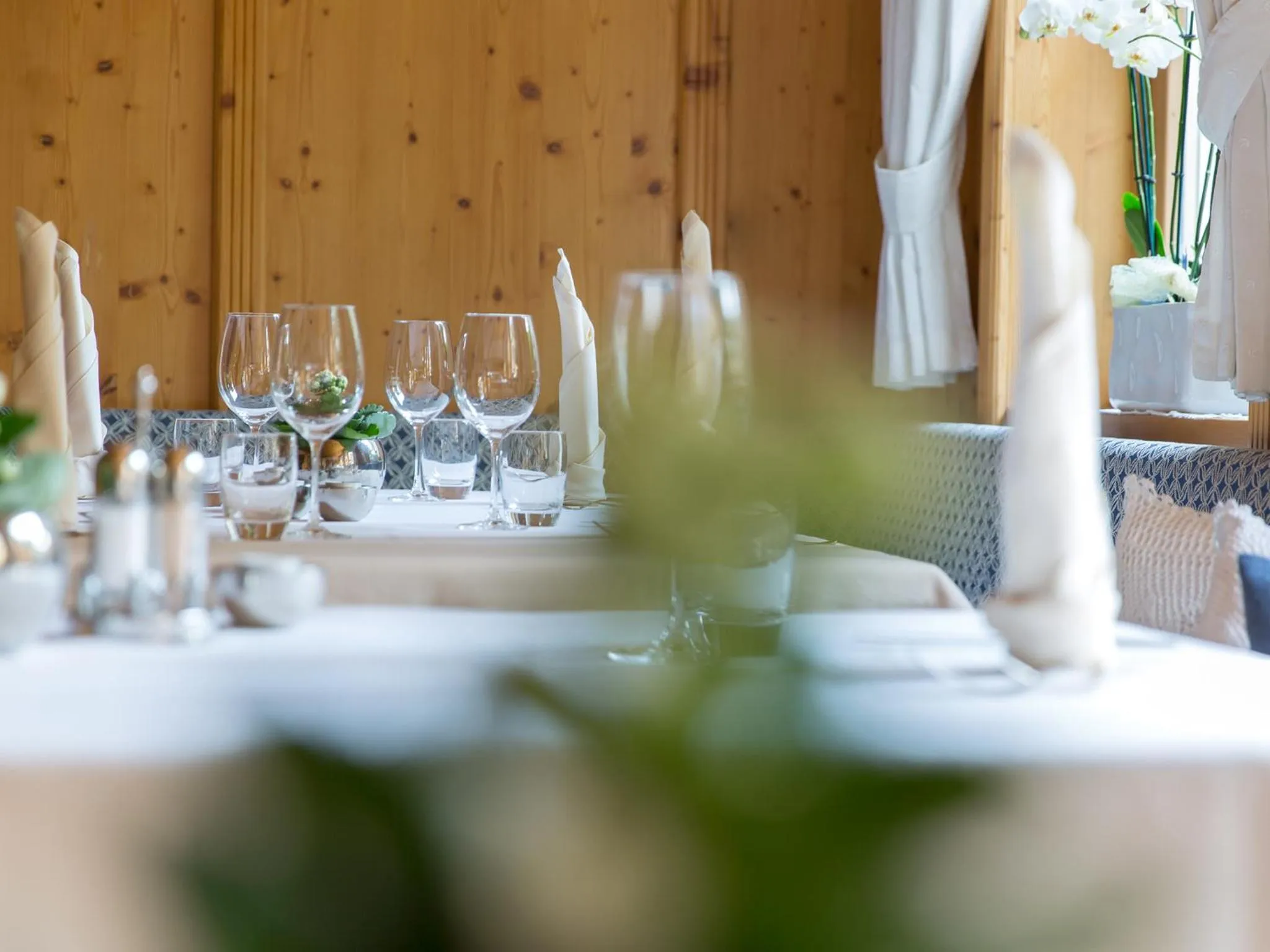 Restaurant/places to eat in Hotel Blitzburg