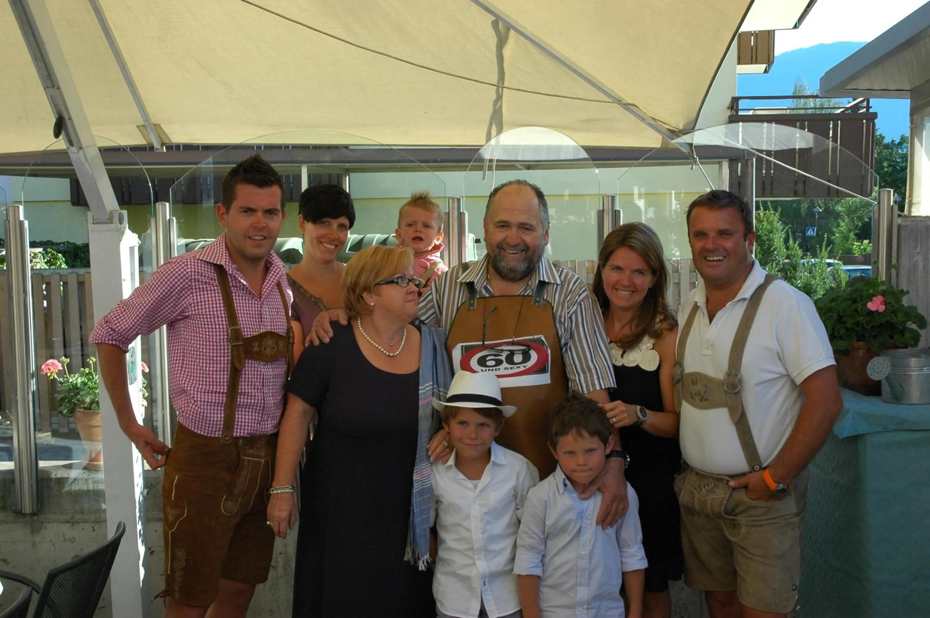 People in Hotel Blitzburg