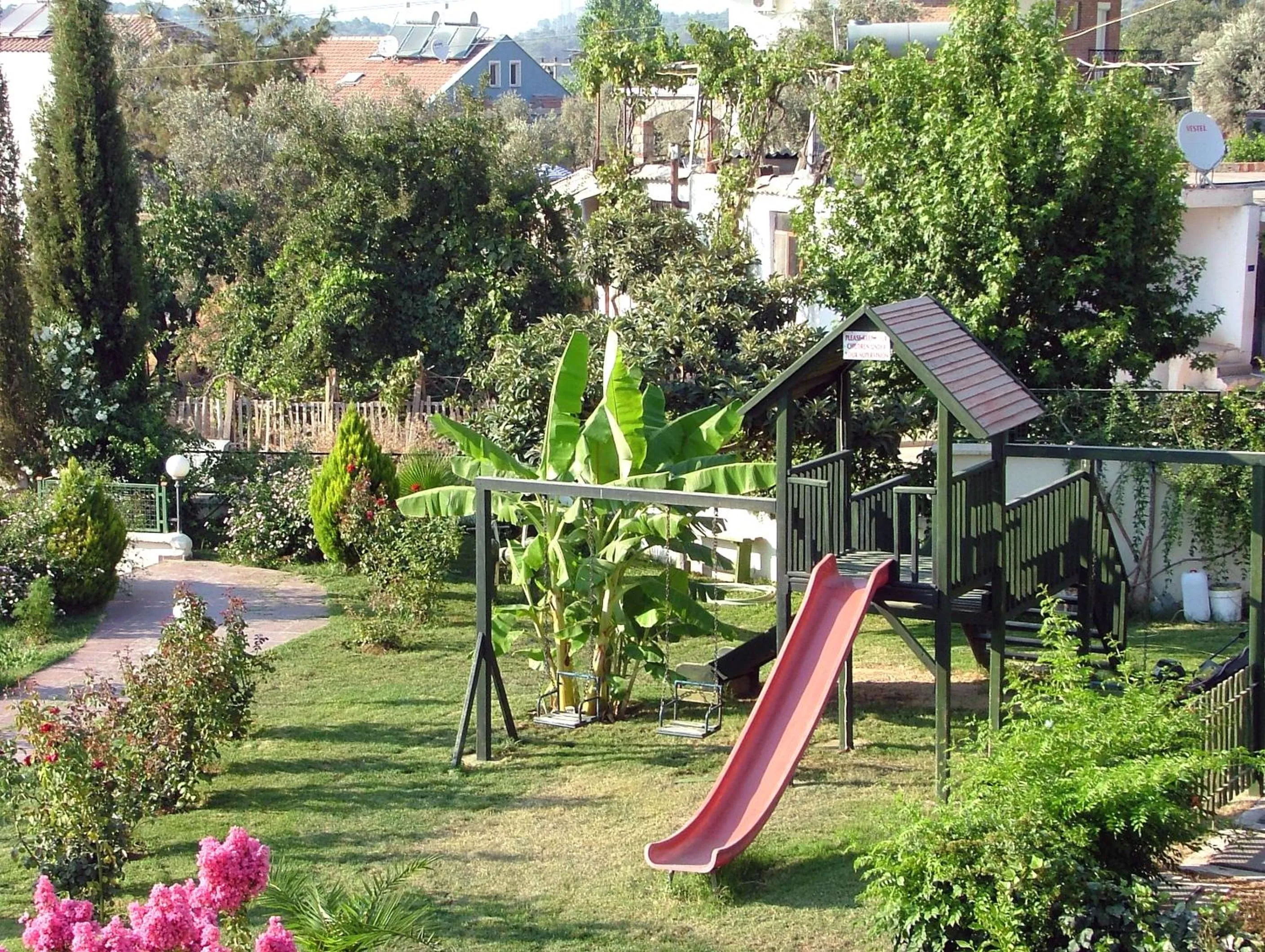 Children play ground in Ant Apart Hotel