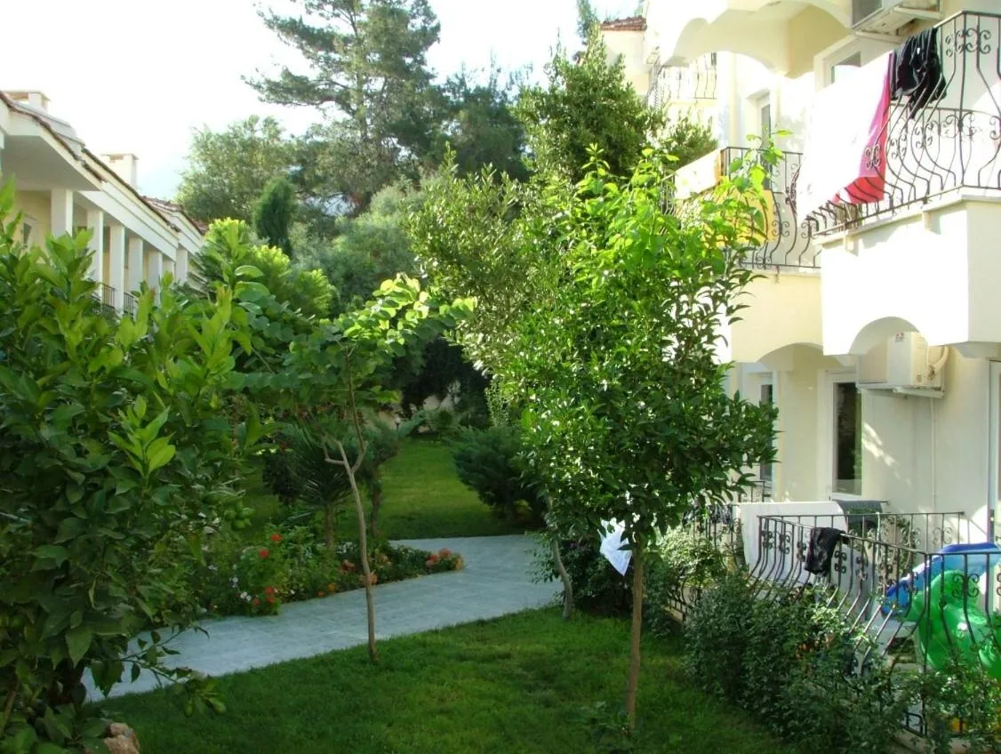 Garden in Ant Apart Hotel