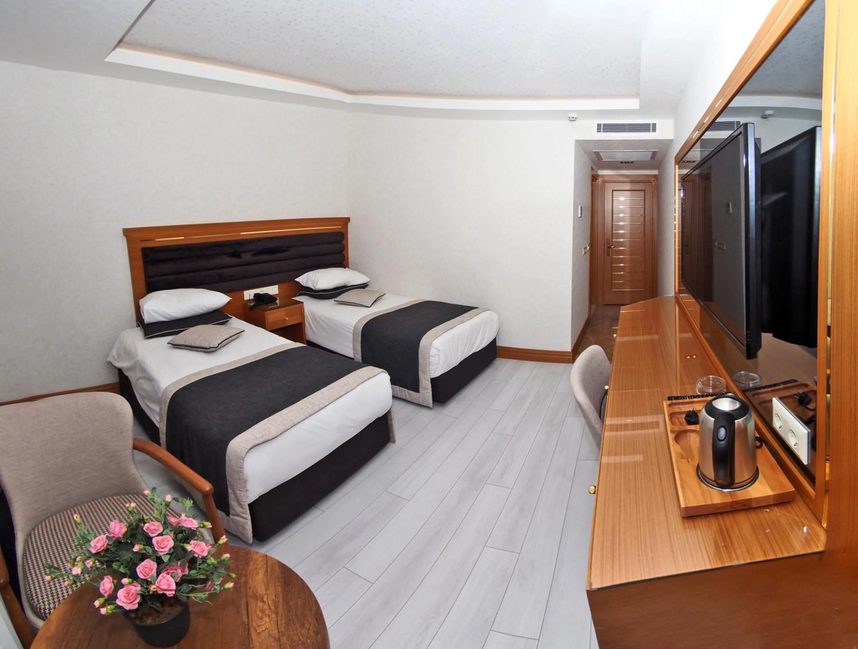 Bed in Grand Emir Hotel Old City