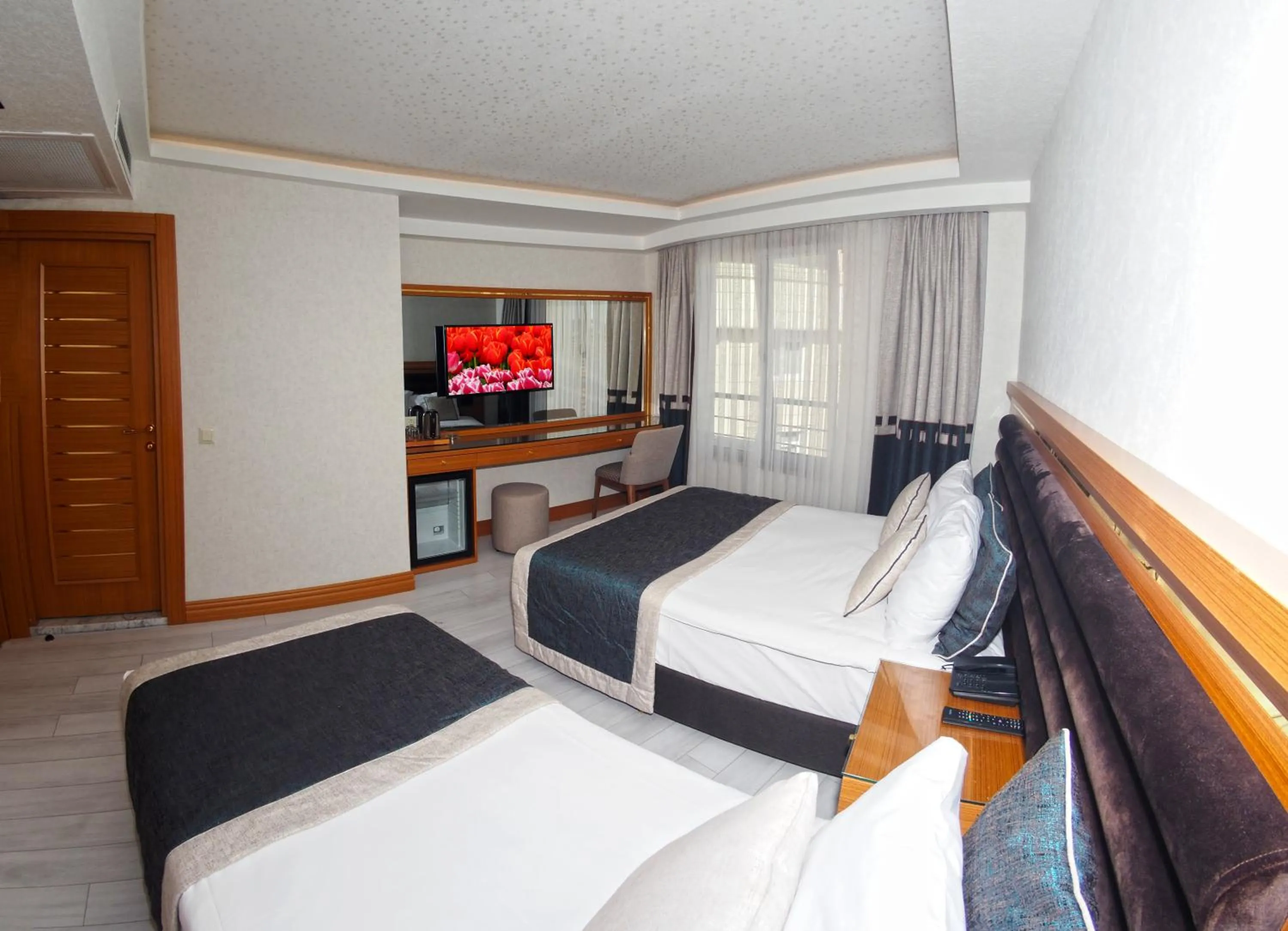 Bed in Grand Emir Hotel Old City